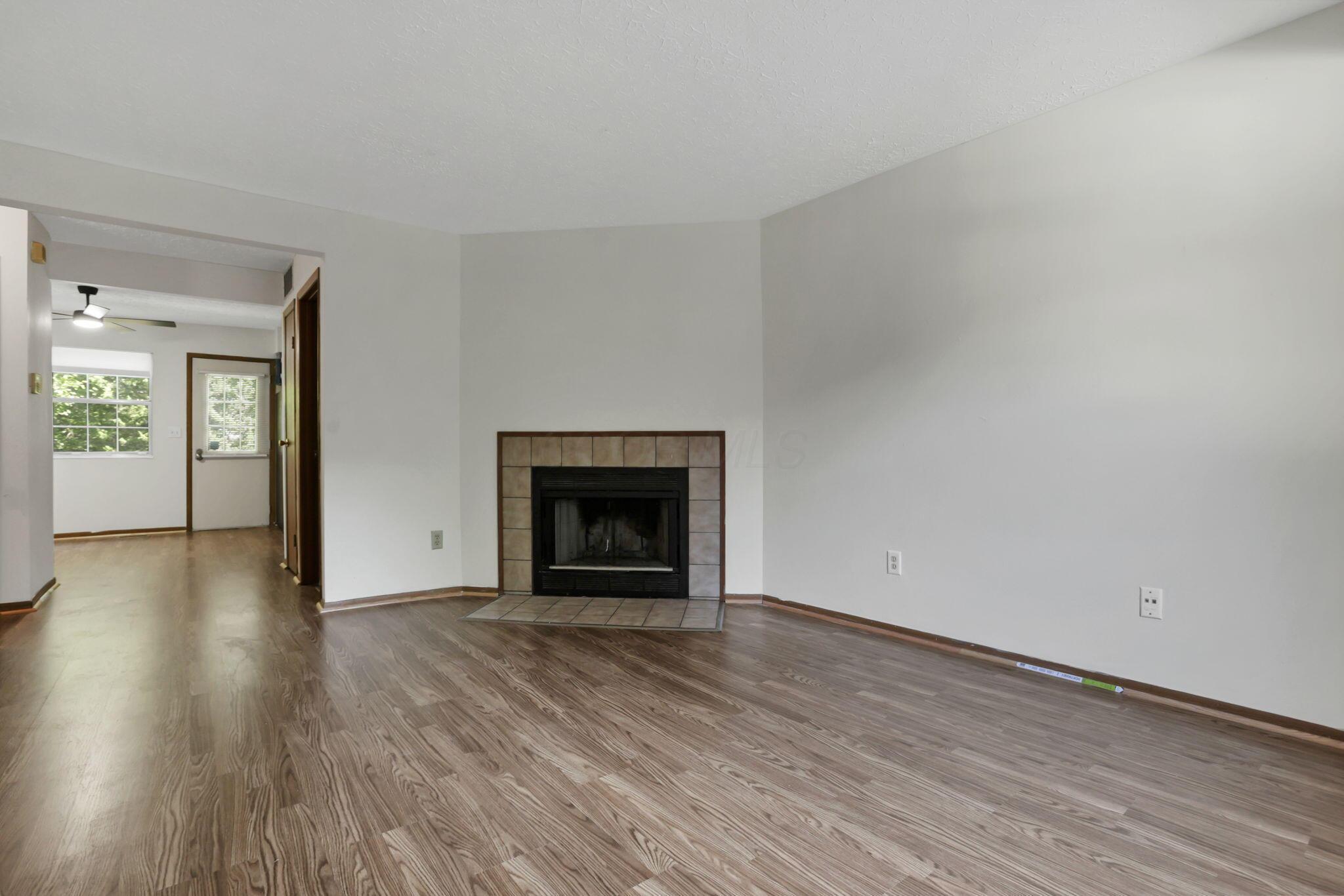 2418 Carolina Avenue, 5