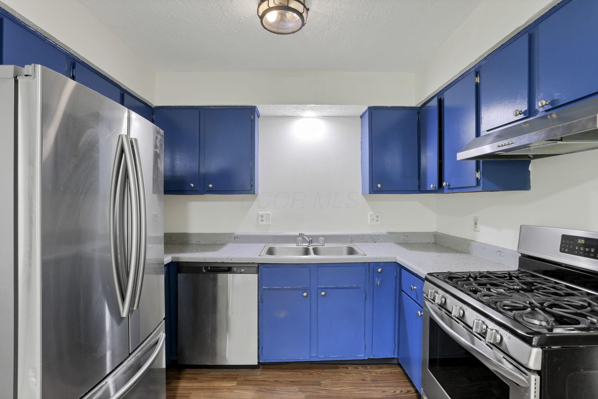 2418 Carolina Avenue, 5