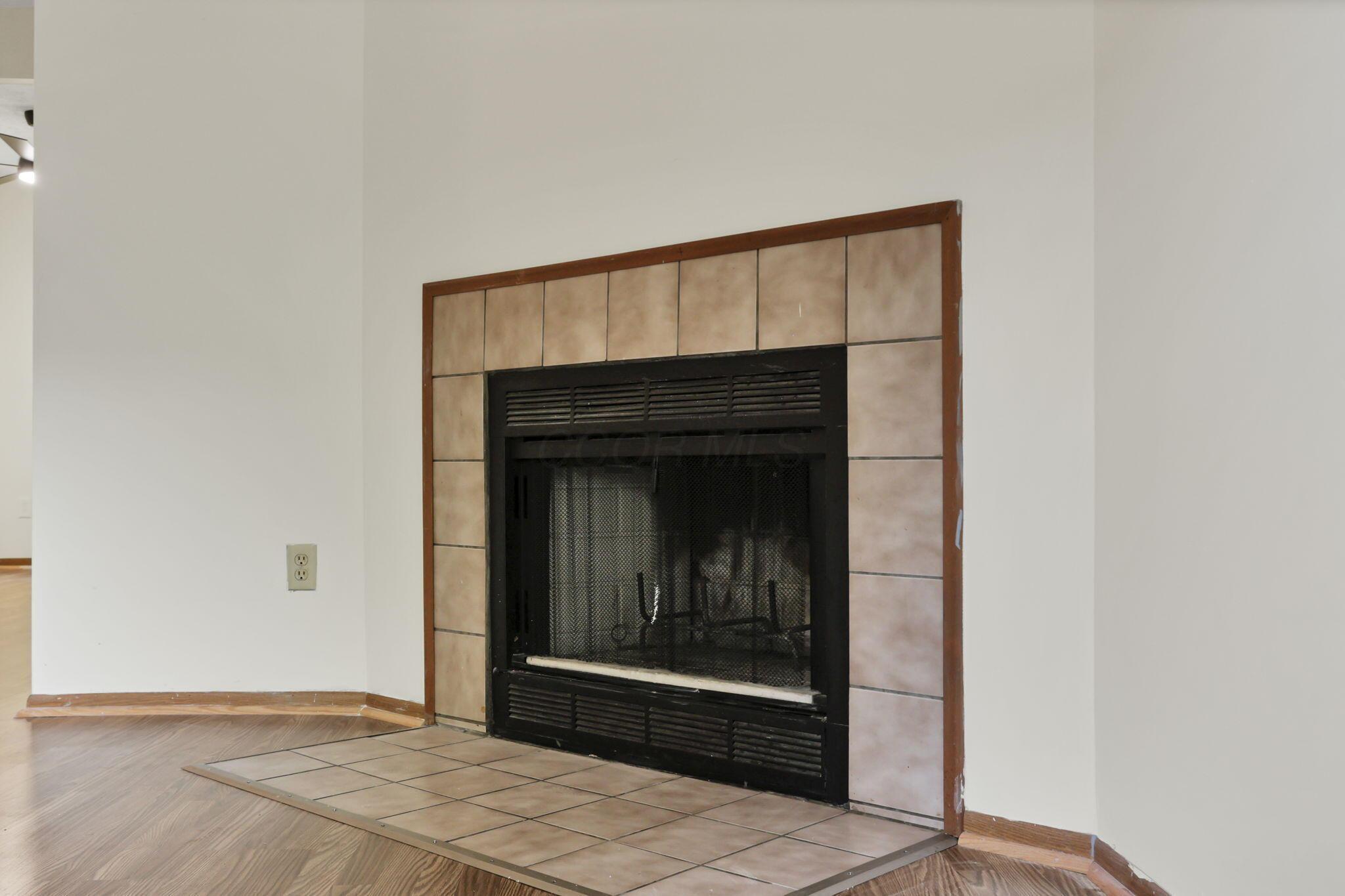 2418 Carolina Avenue, 5