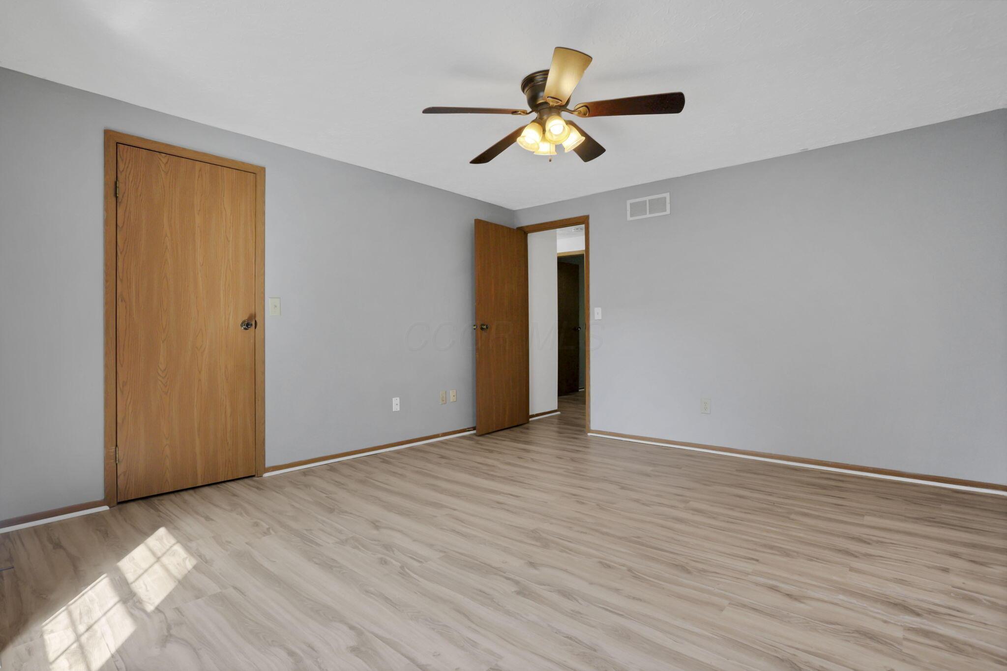 2418 Carolina Avenue, 5