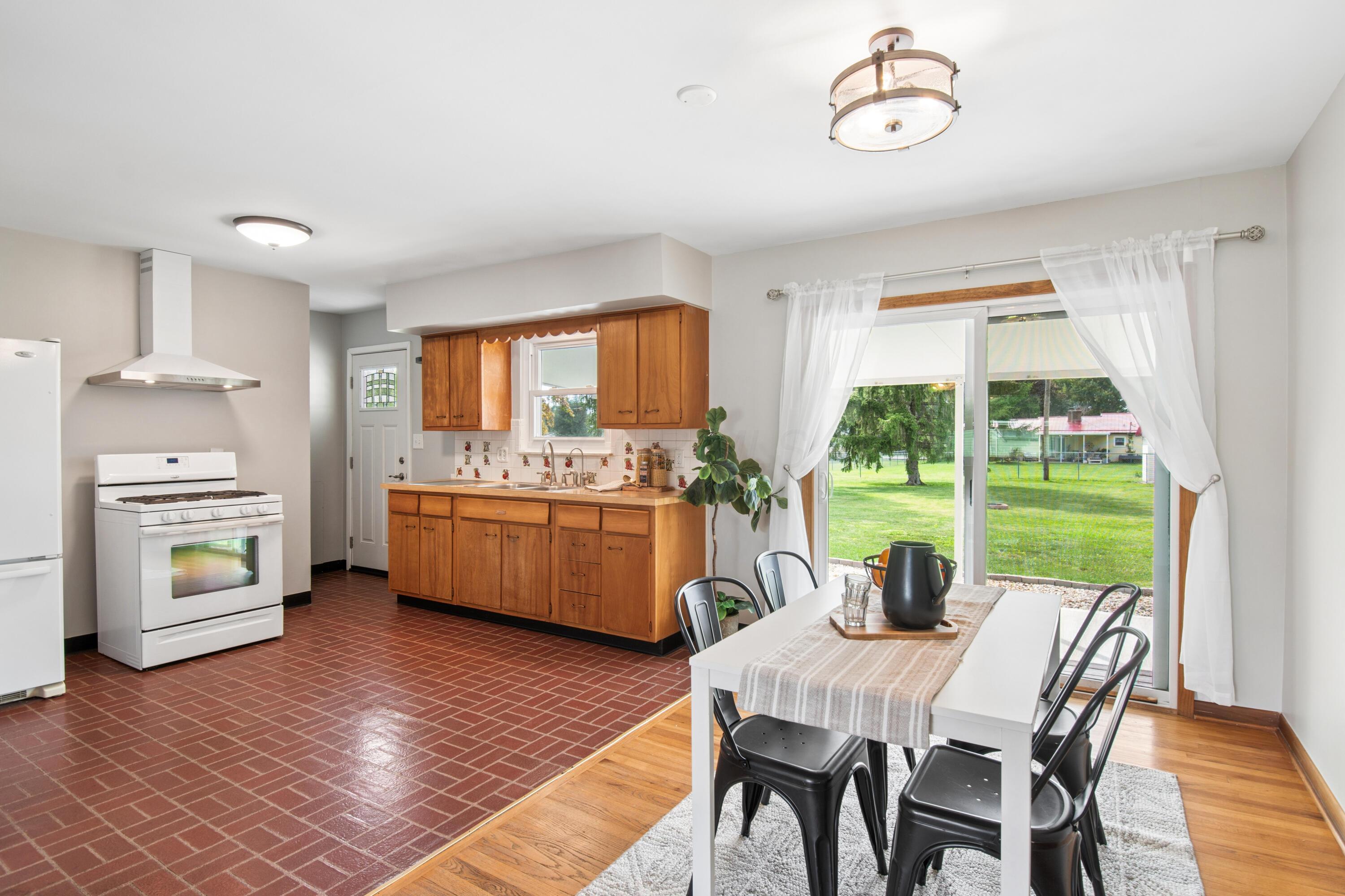 4285 Jermoore Road
