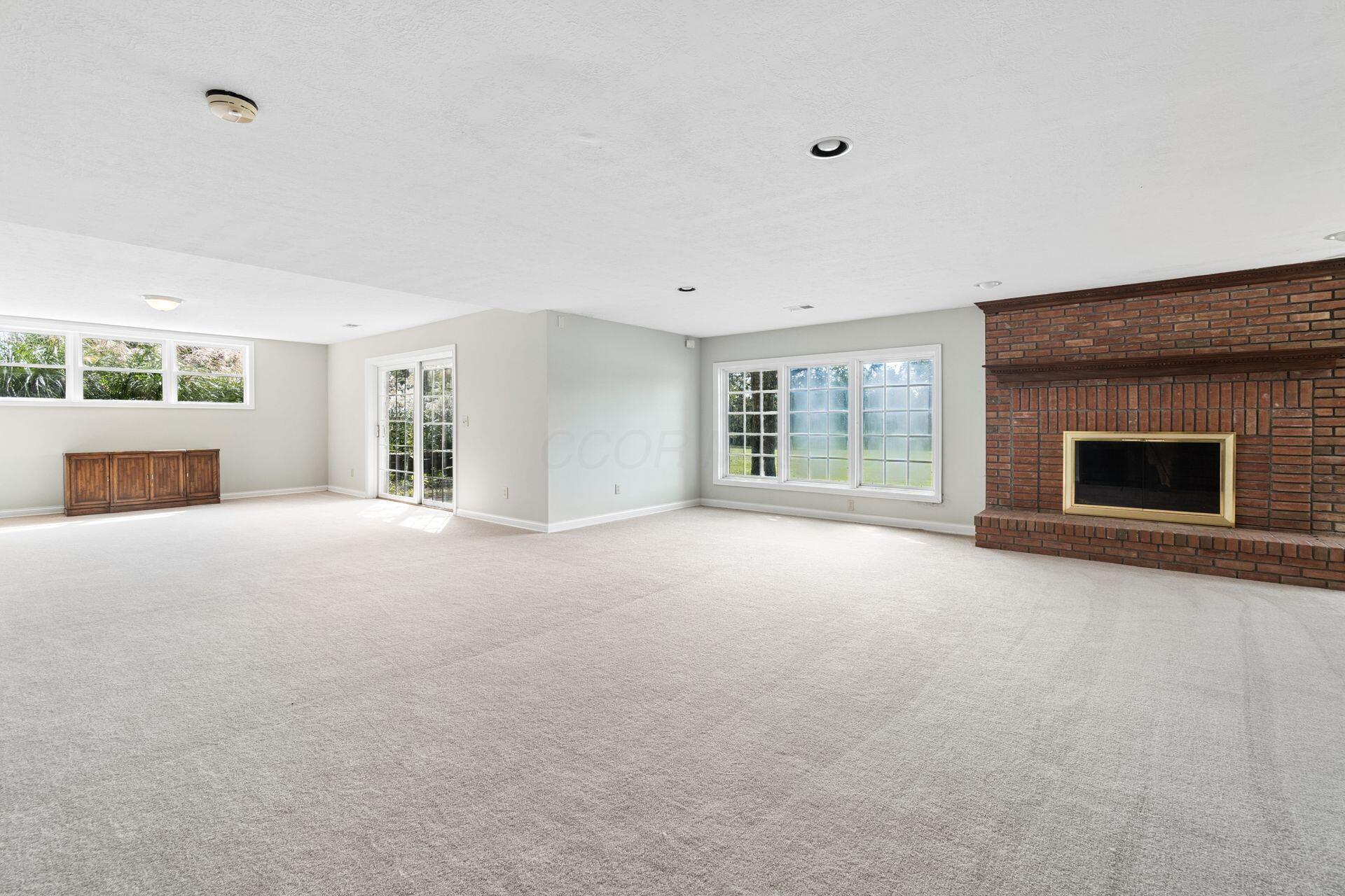 3200 Sunbury Road