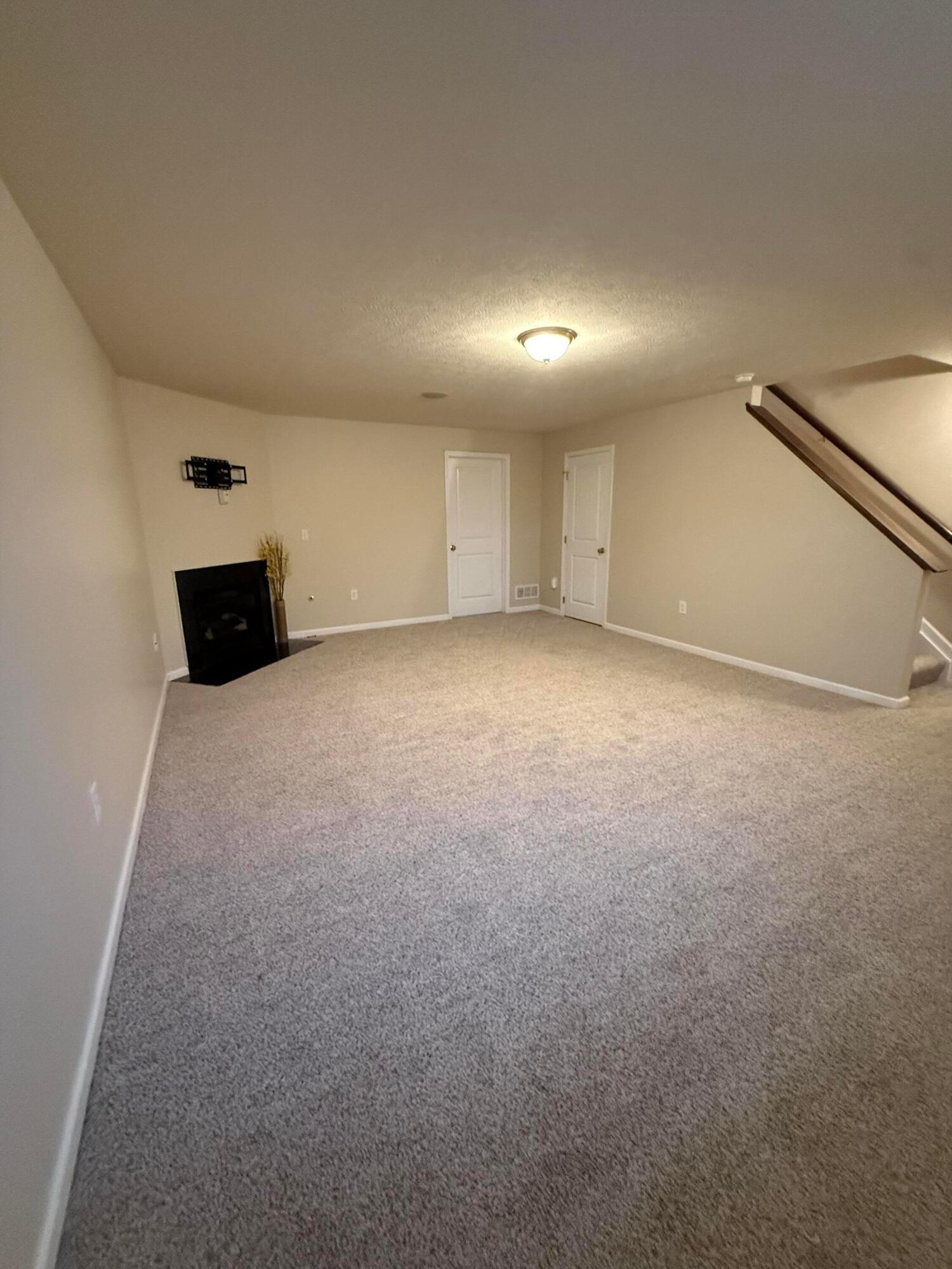 5936 Bridgehampton Drive, 64