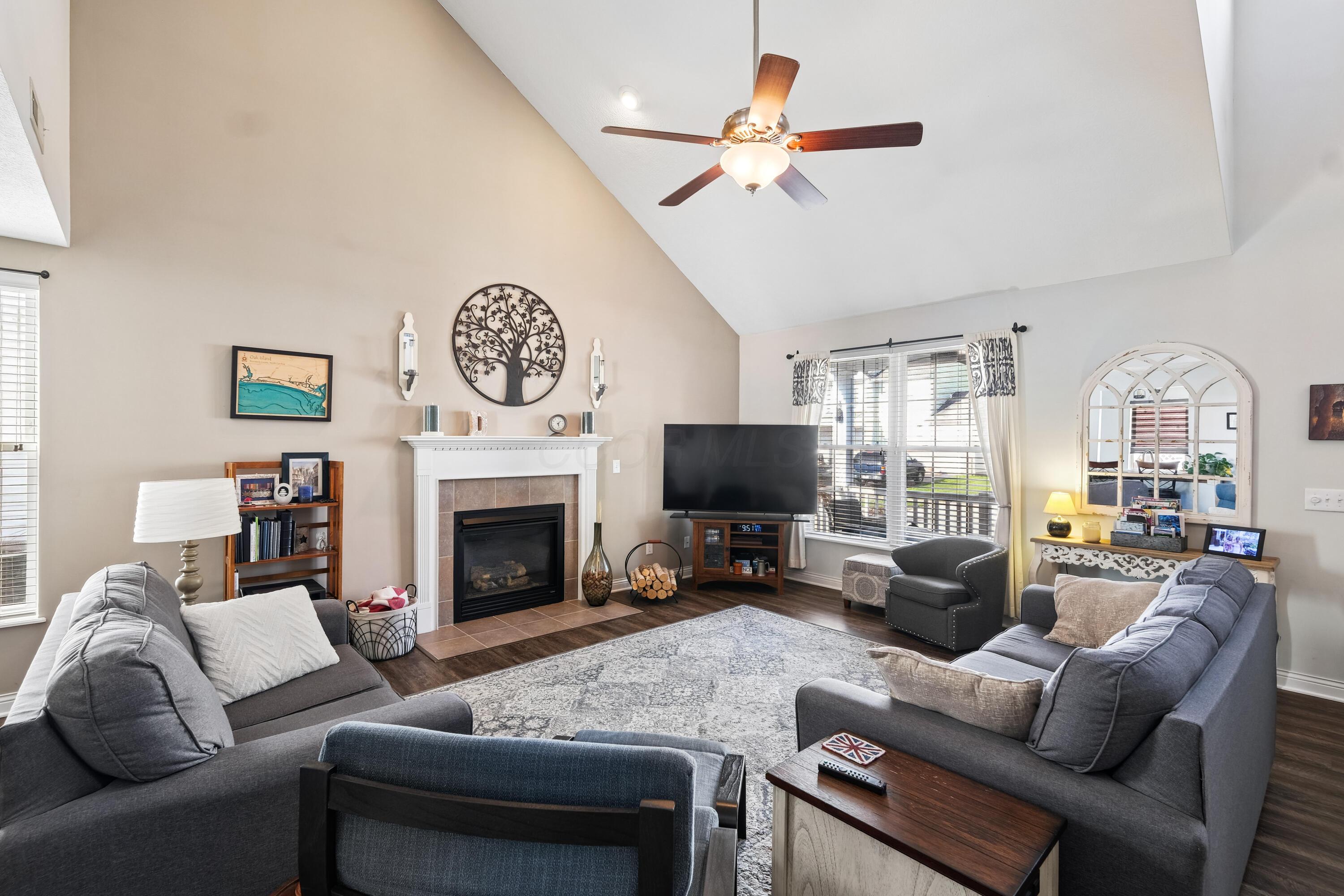 6102 Witherspoon Way