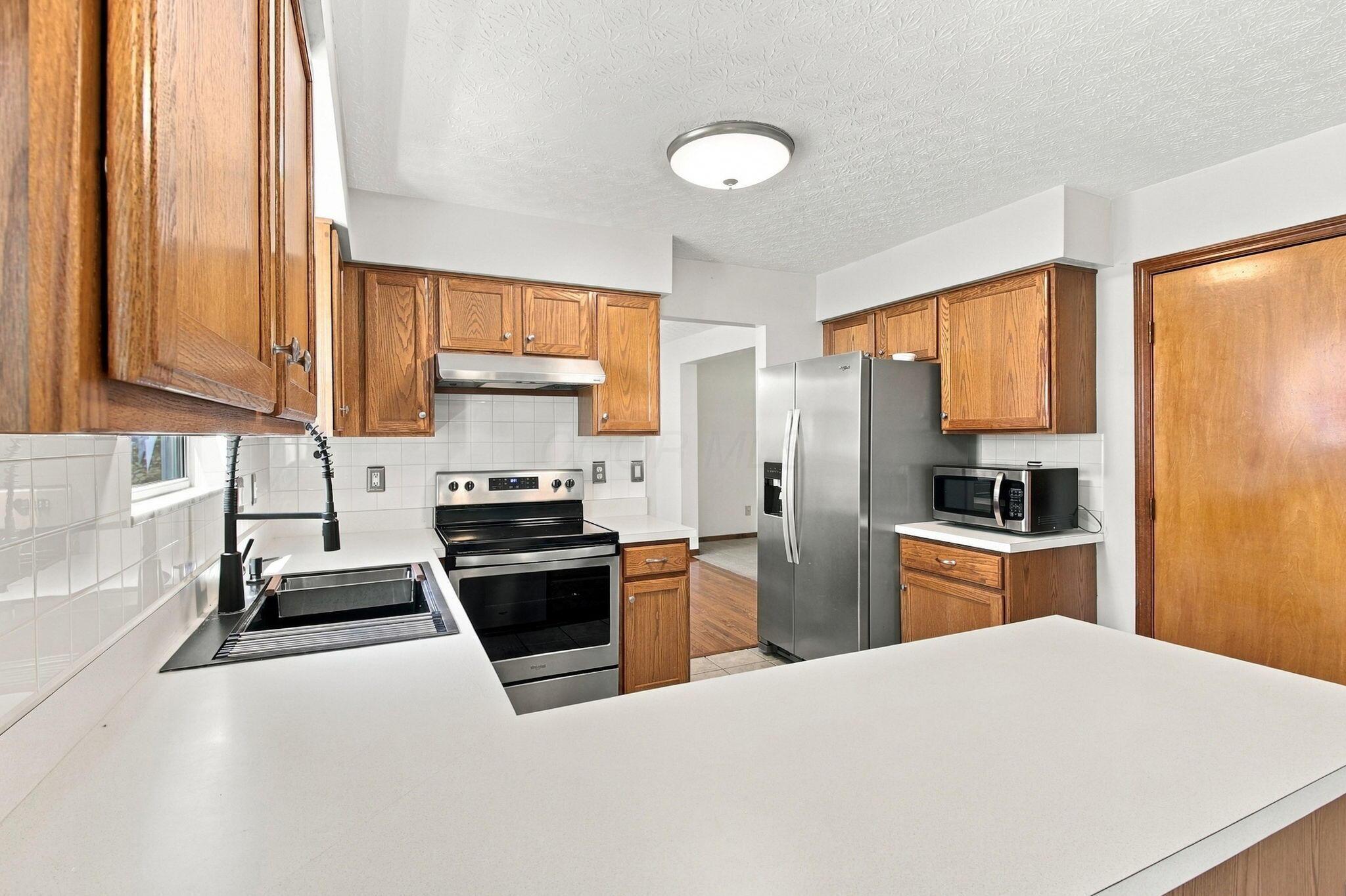 1404 Autumn Drive