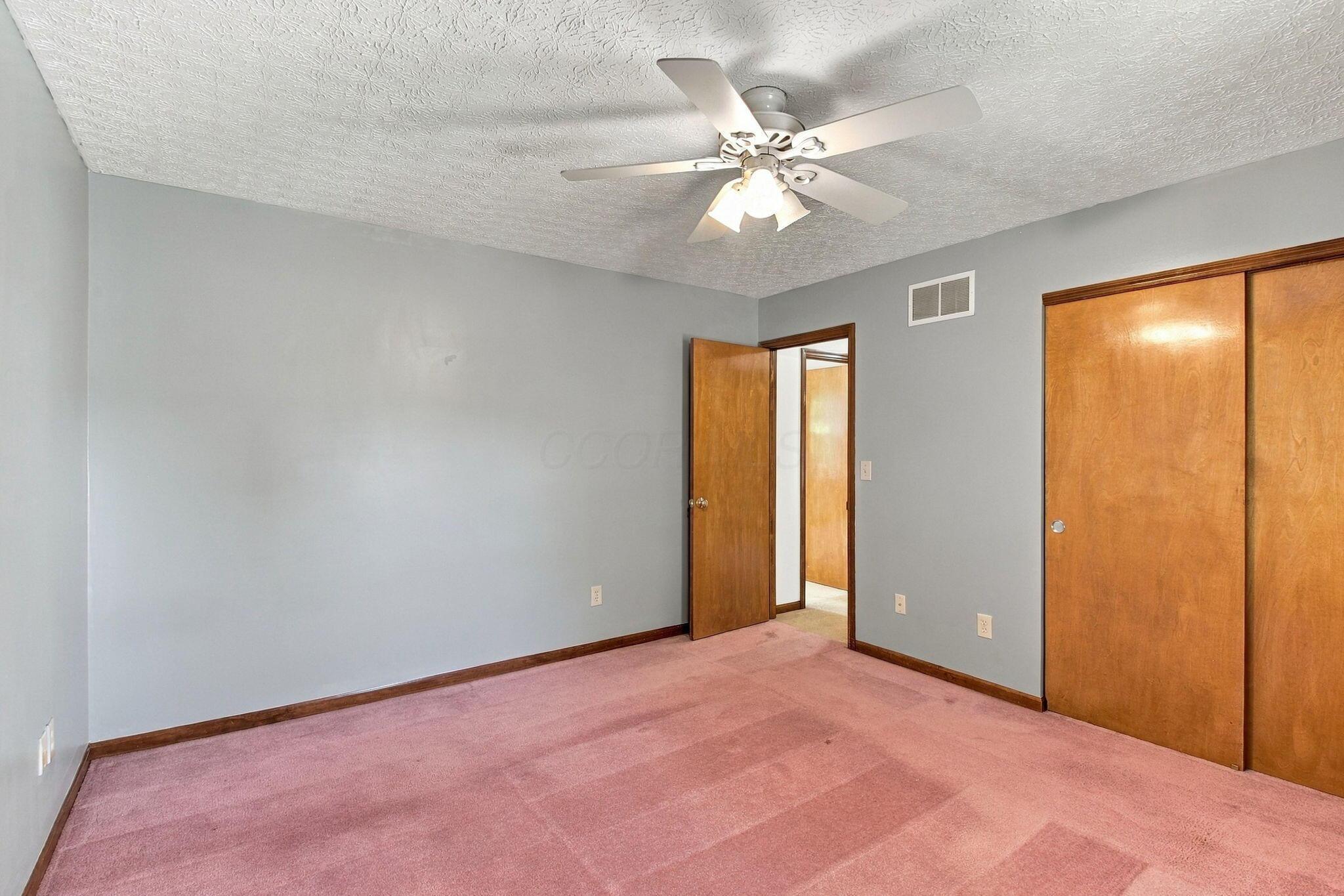 1404 Autumn Drive