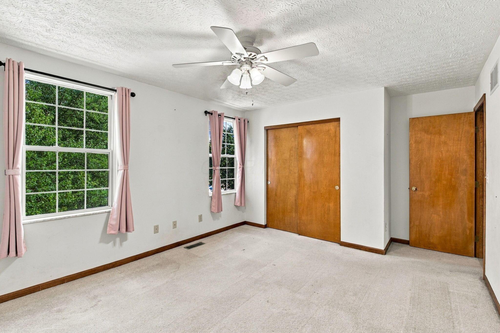 1404 Autumn Drive