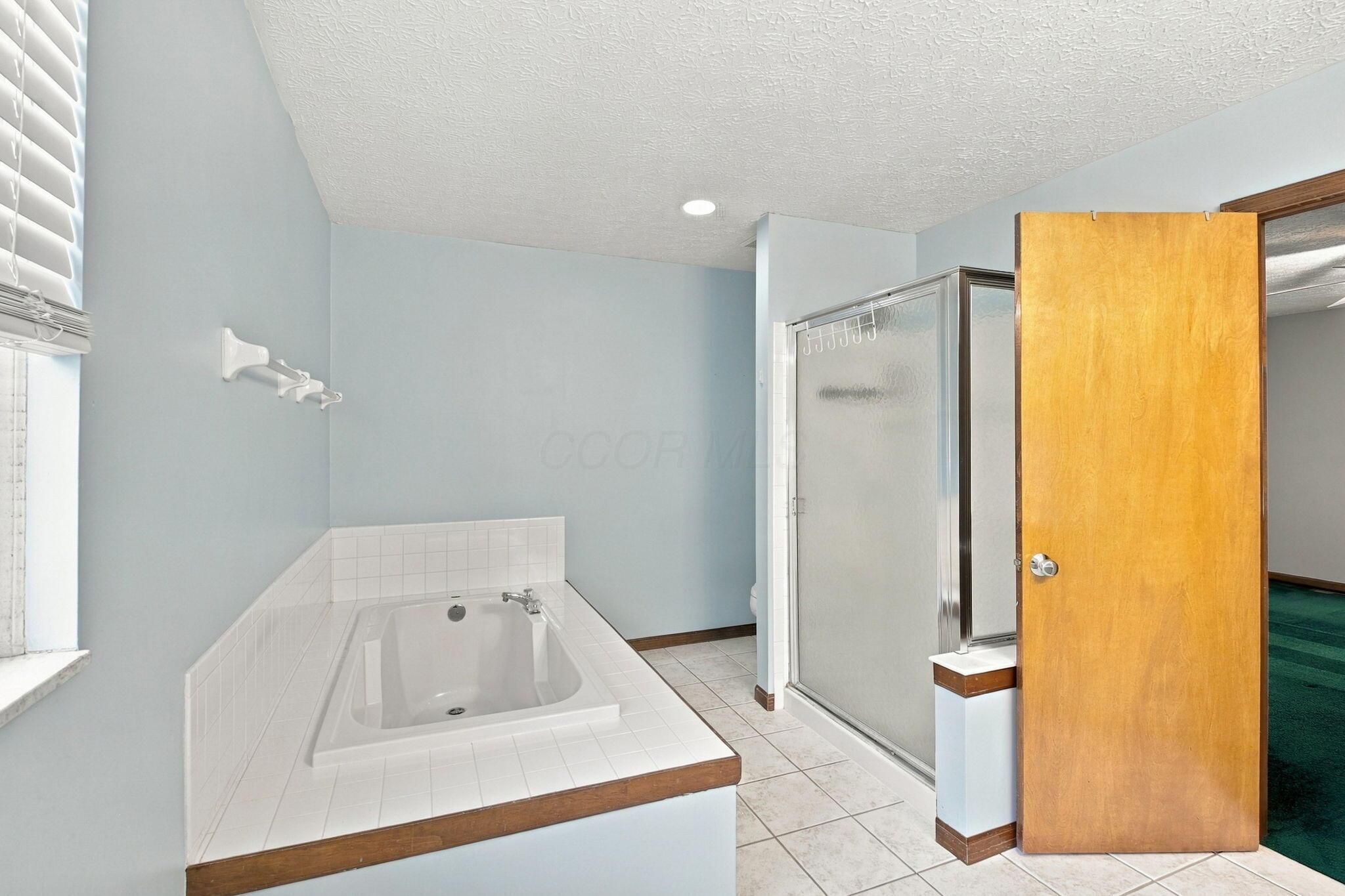 1404 Autumn Drive