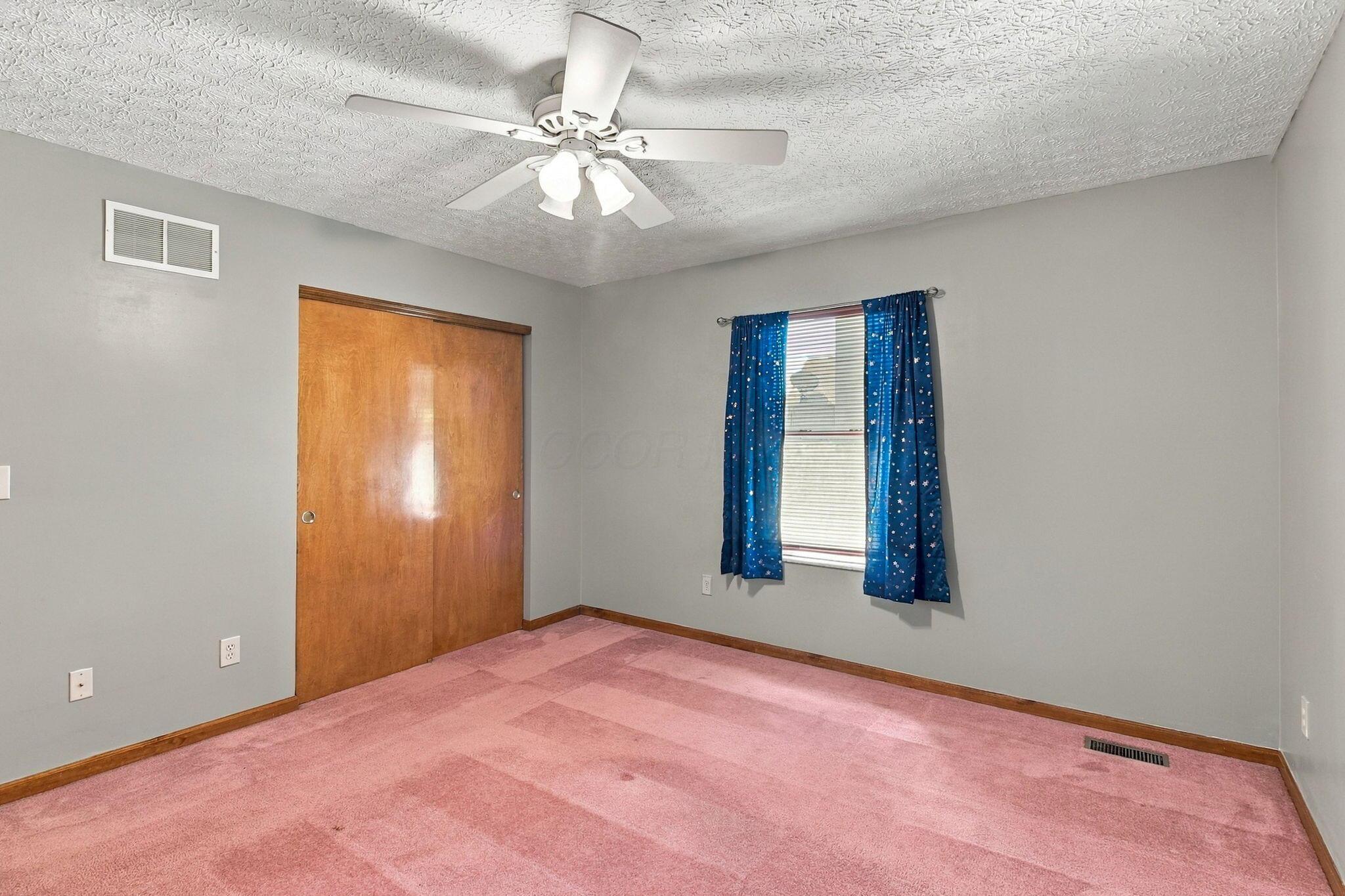 1404 Autumn Drive