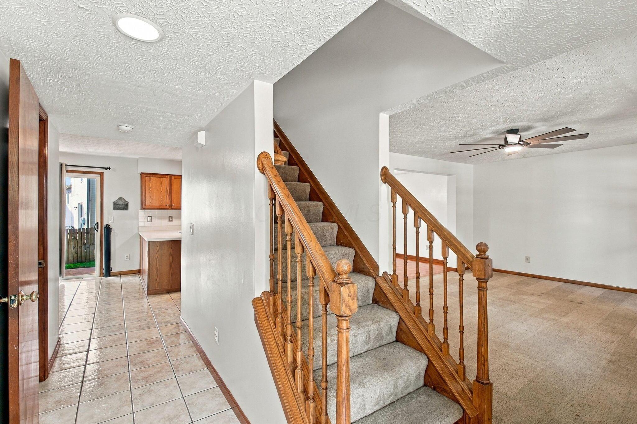1404 Autumn Drive
