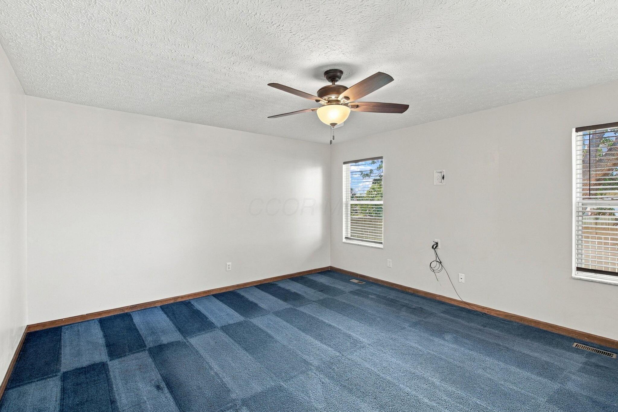 1404 Autumn Drive