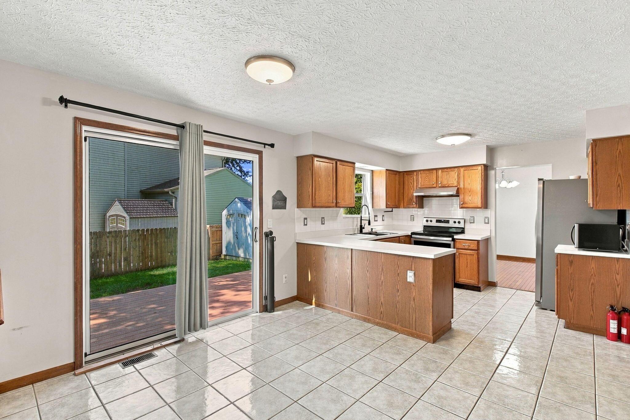 1404 Autumn Drive