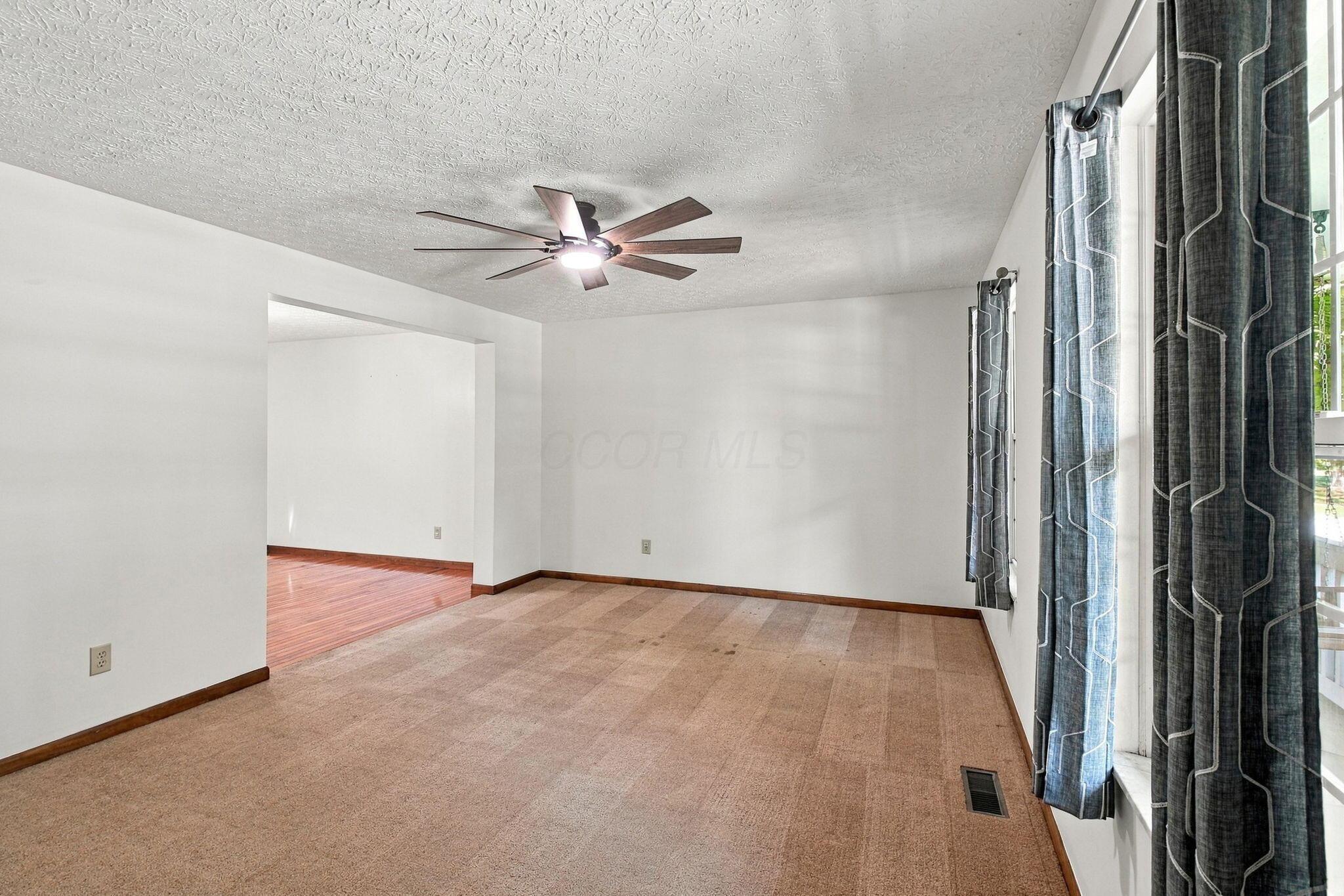 1404 Autumn Drive