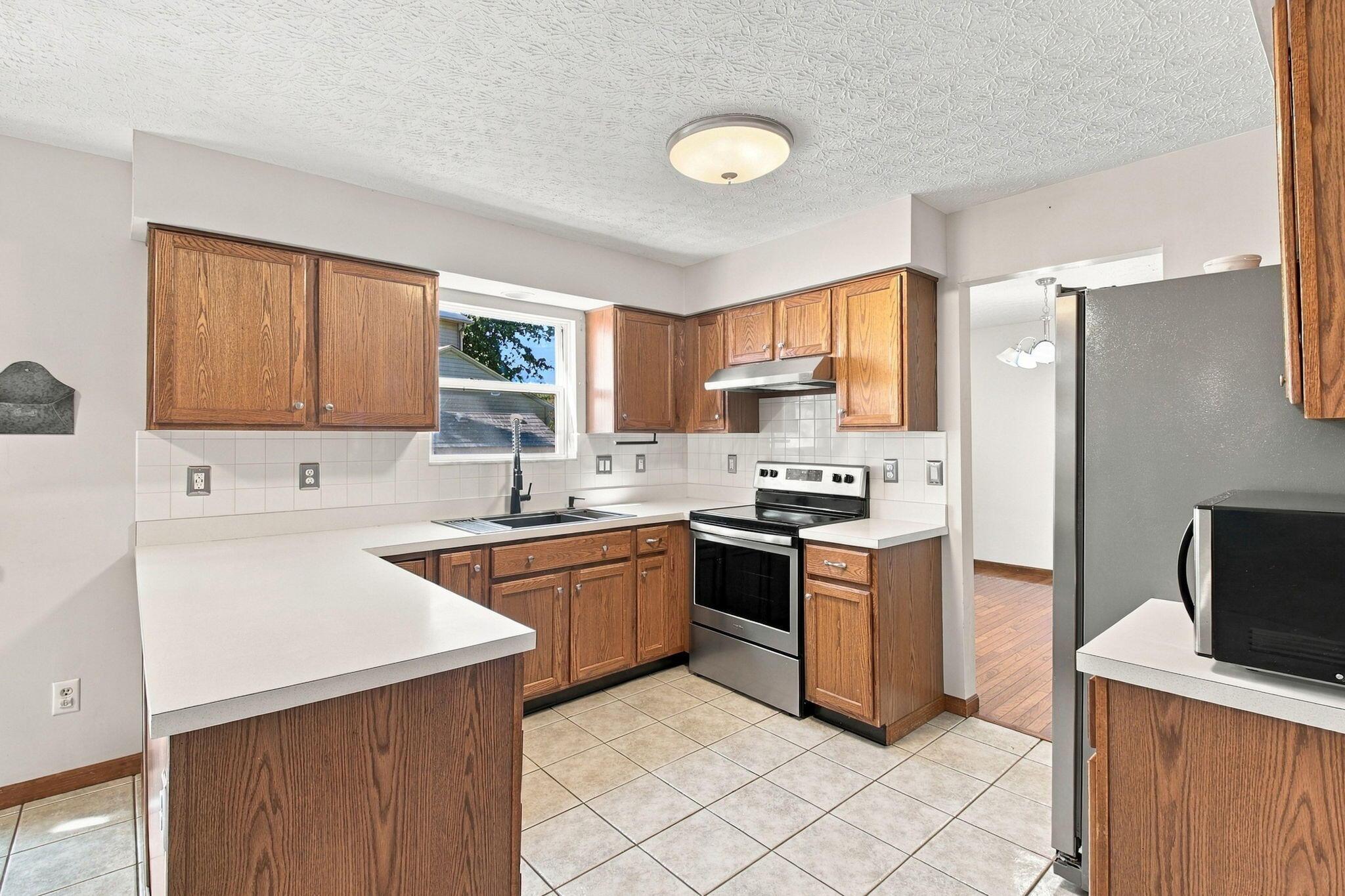 1404 Autumn Drive