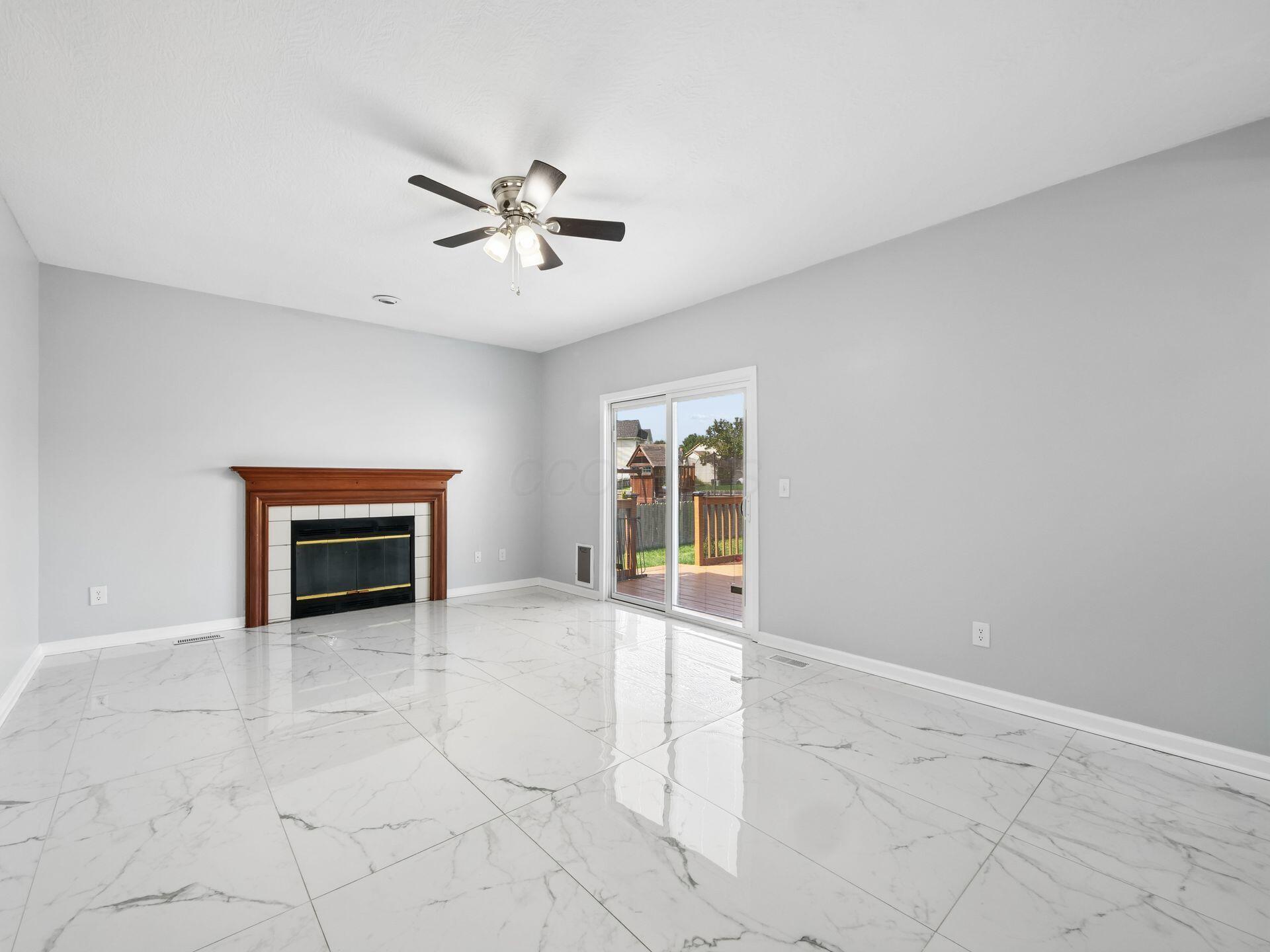 12335 Thoroughbred Drive