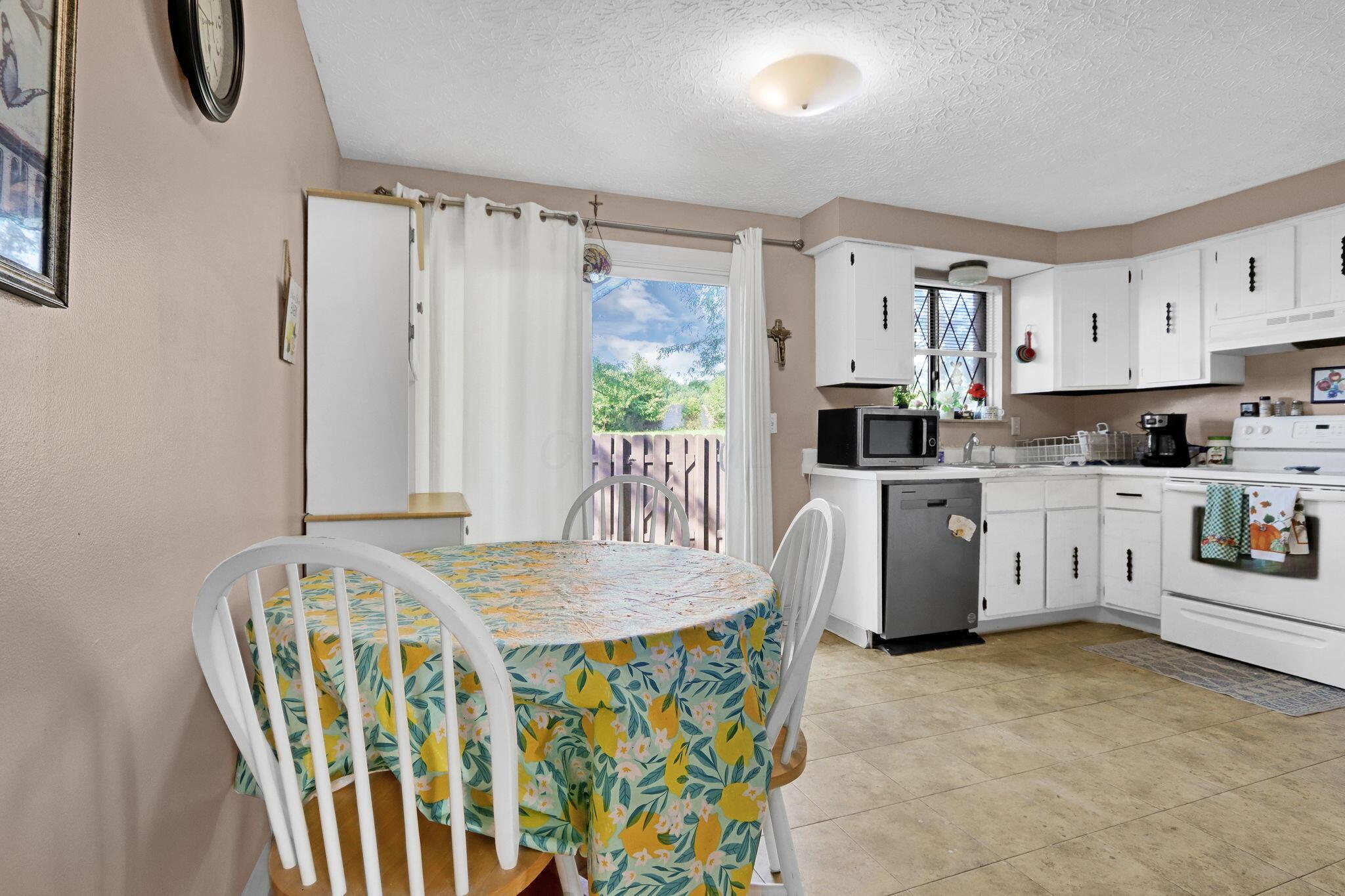 4880 Berryhill Court