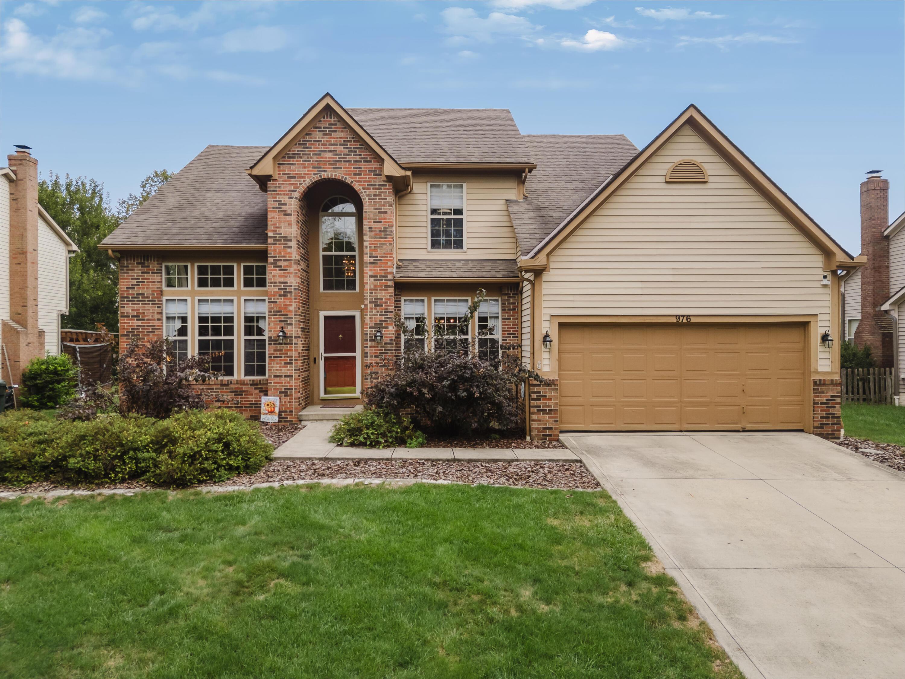 976 Karlslyle Drive