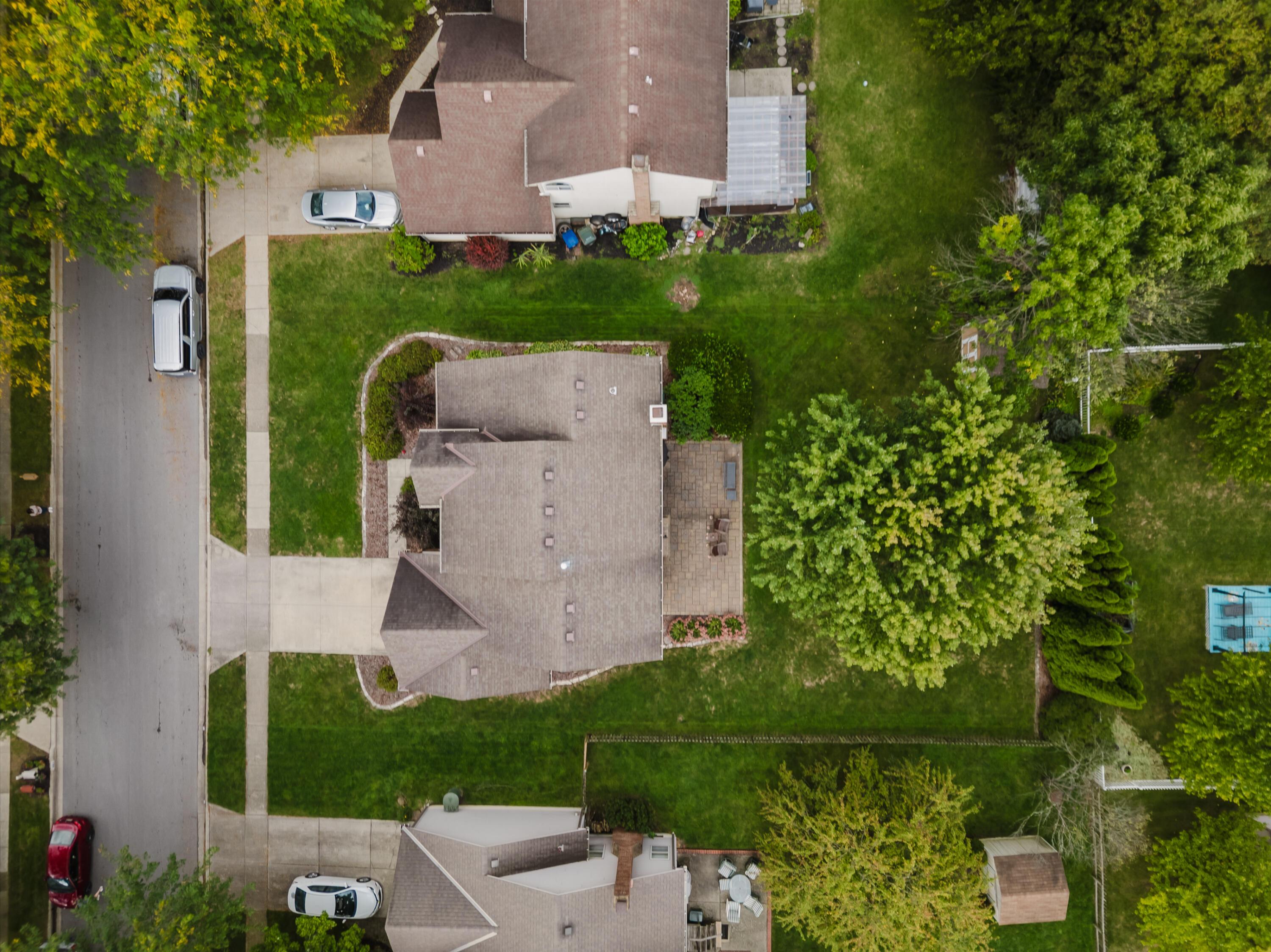 976 Karlslyle Drive