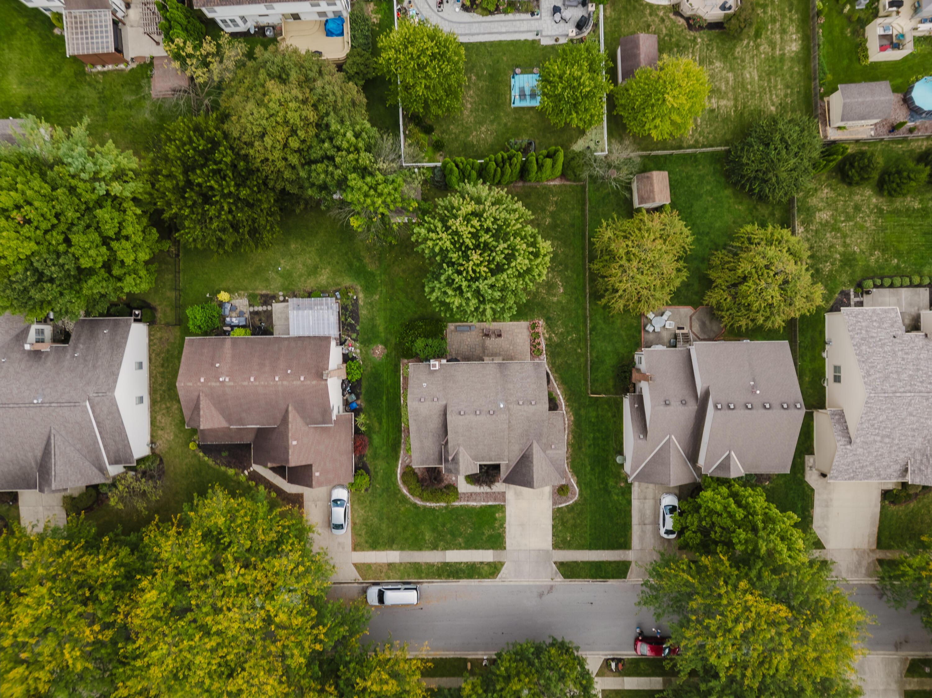 976 Karlslyle Drive