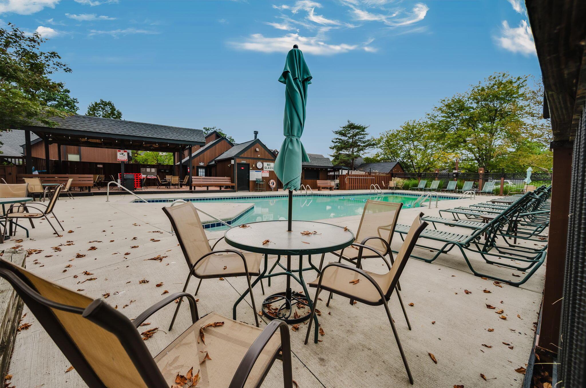 4880 Clearfork Lane, 2