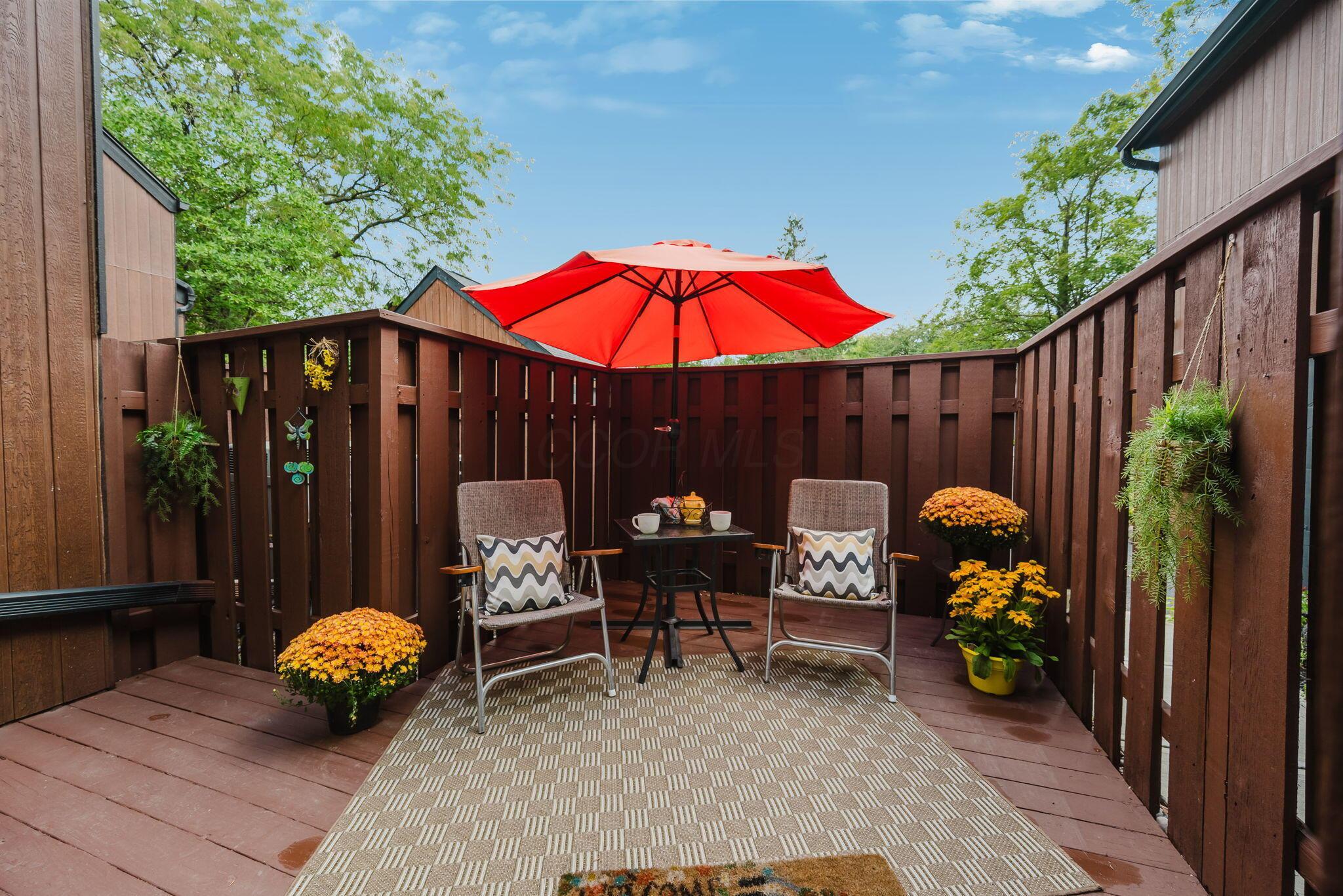 4880 Clearfork Lane, 2