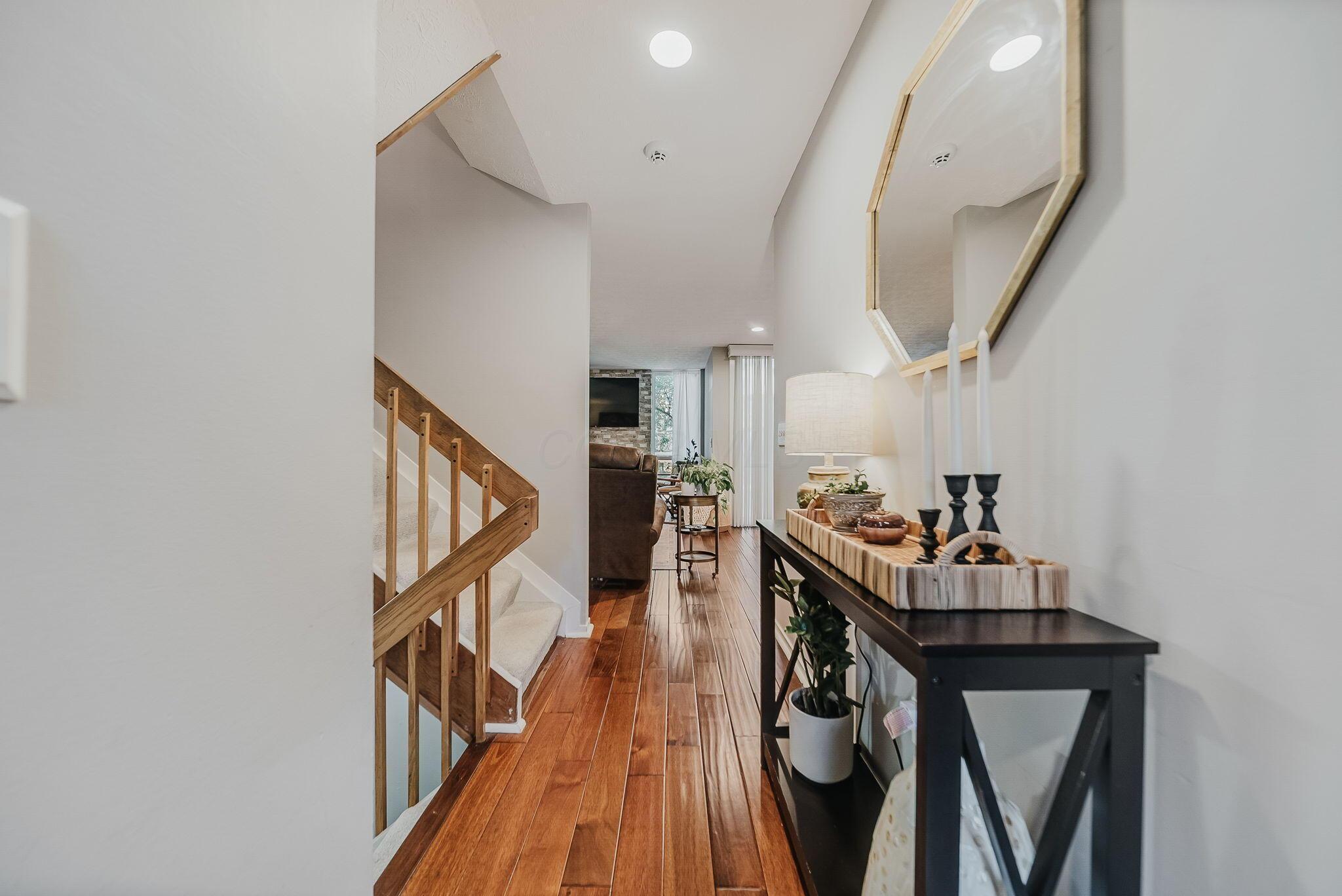 4880 Clearfork Lane, 2