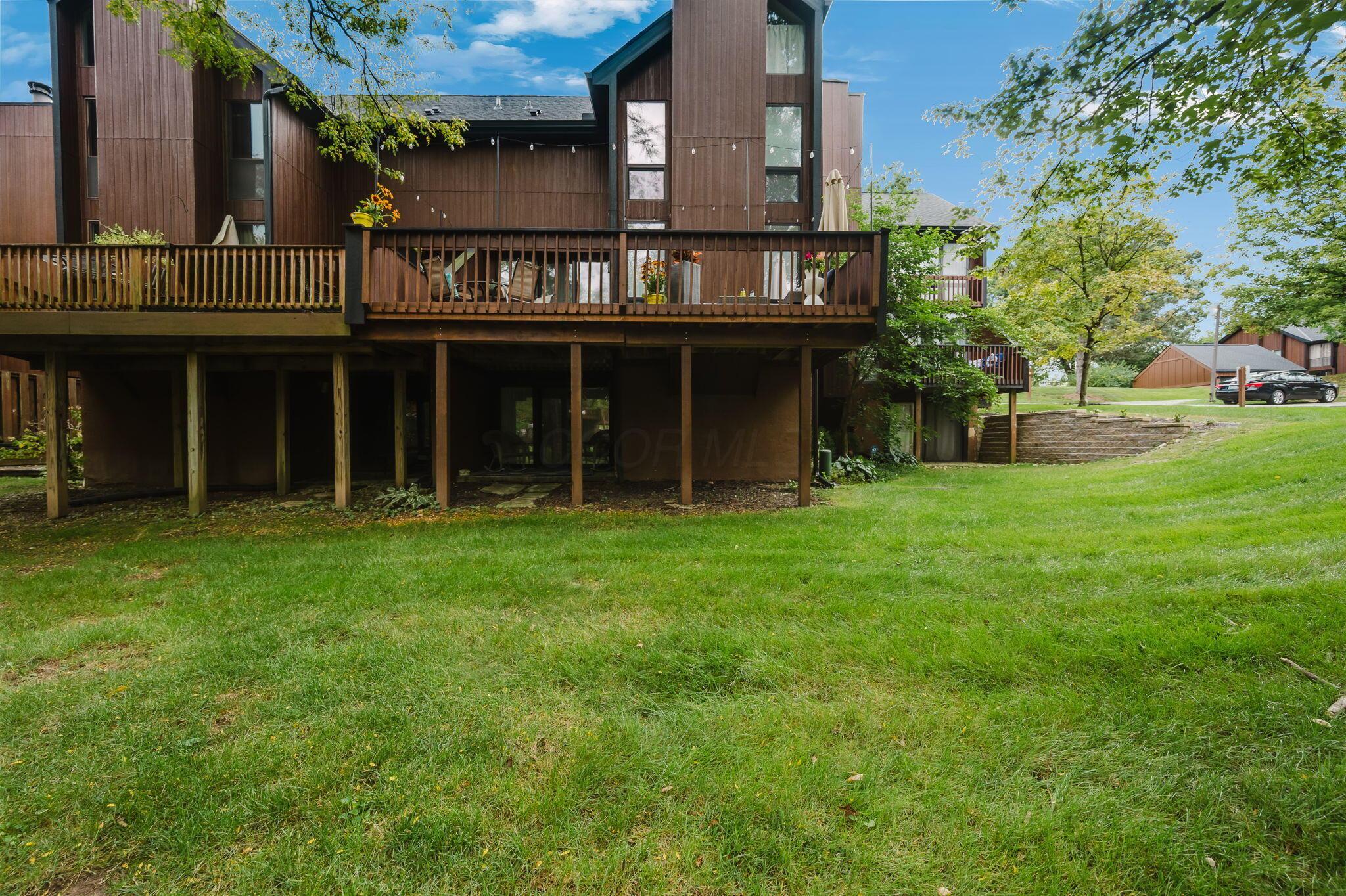 4880 Clearfork Lane, 2