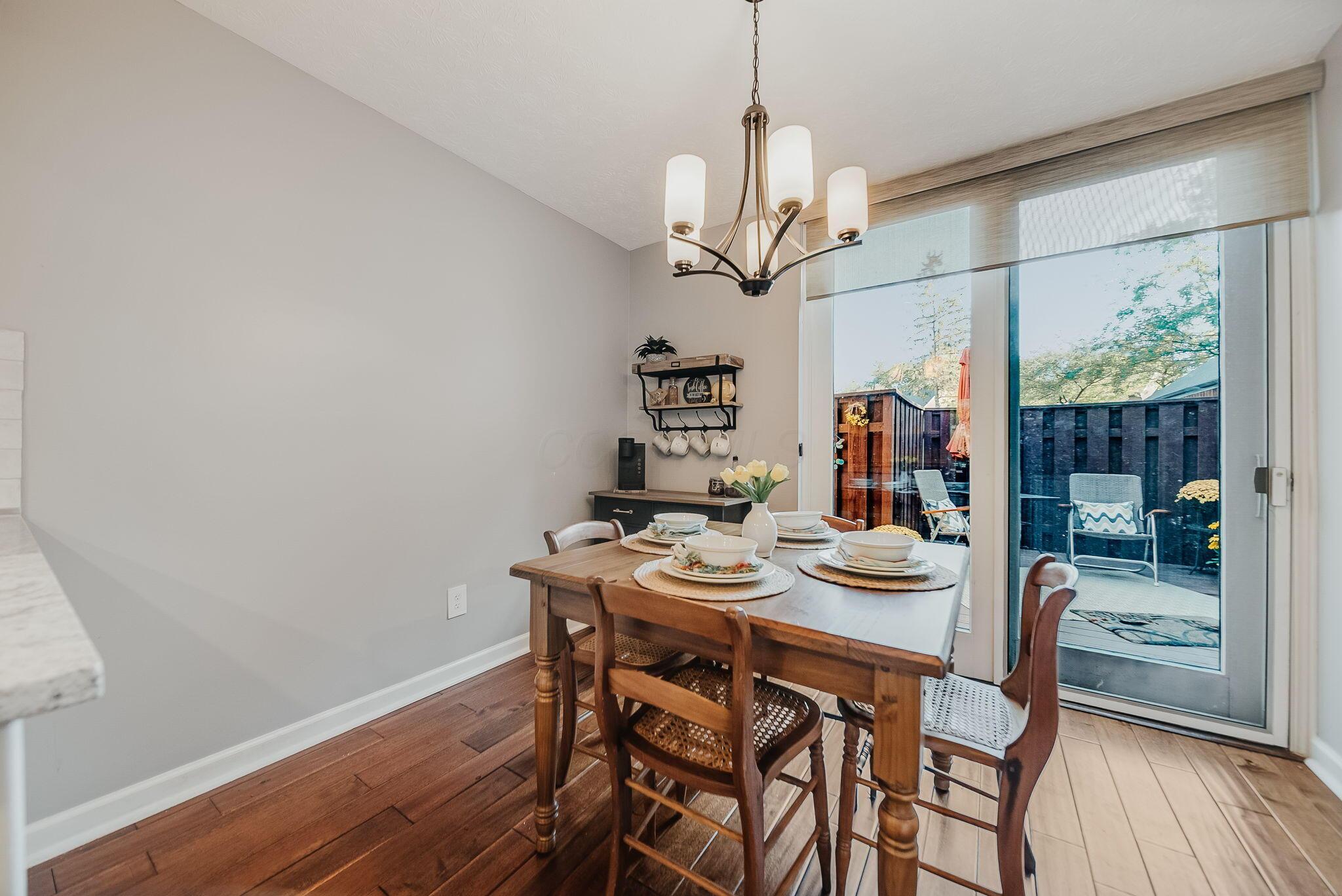 4880 Clearfork Lane, 2