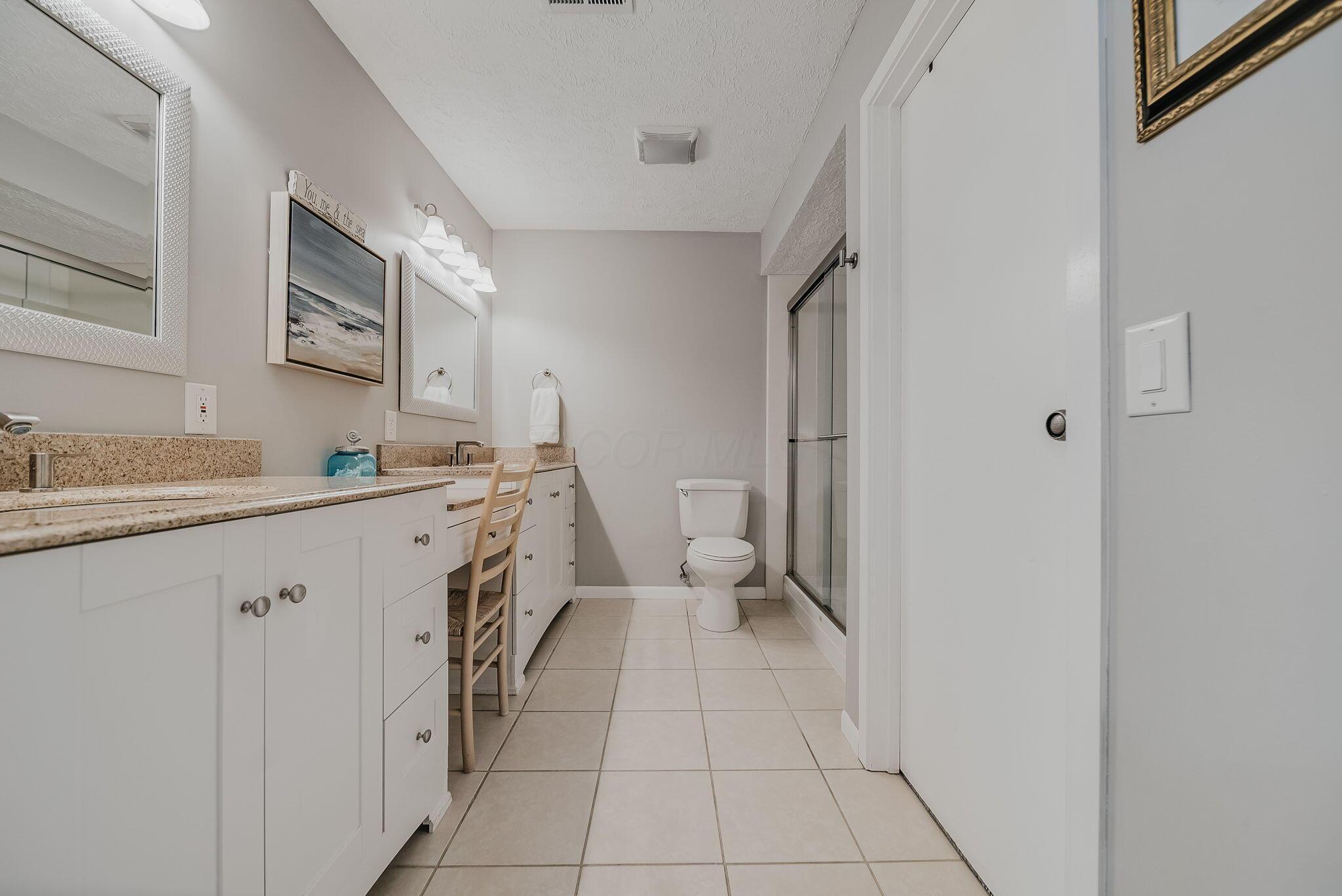 4880 Clearfork Lane, 2