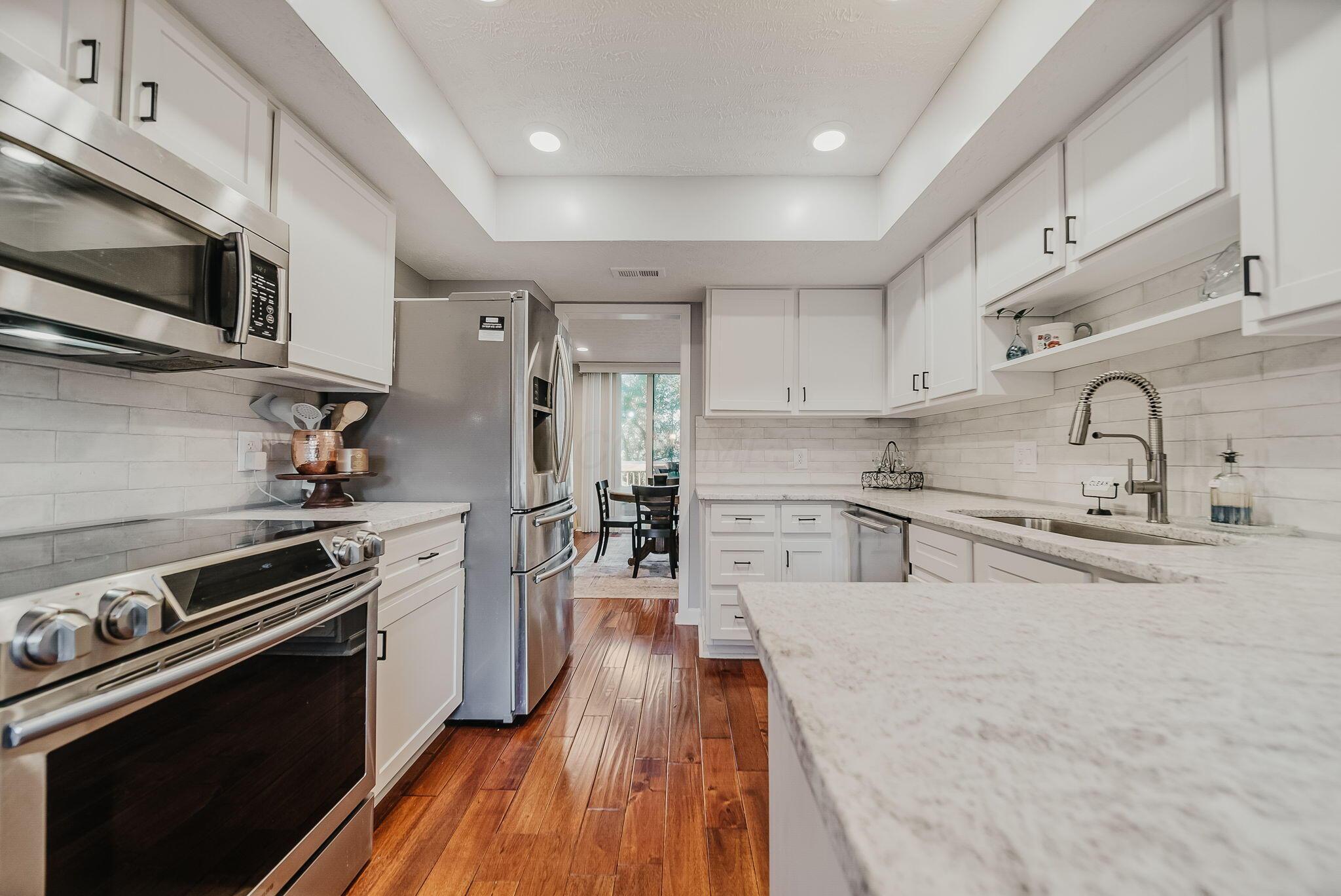 4880 Clearfork Lane, 2