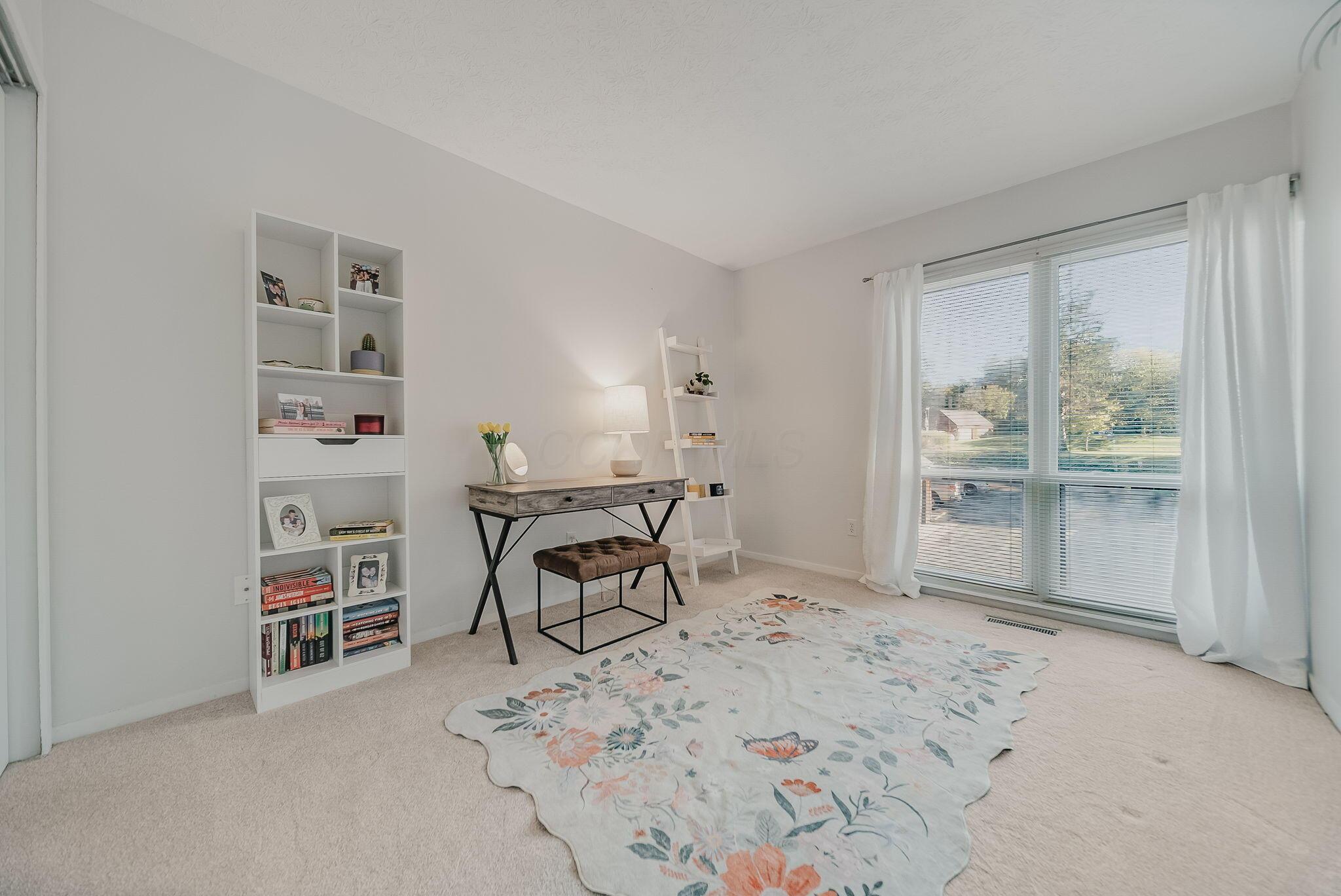 4880 Clearfork Lane, 2