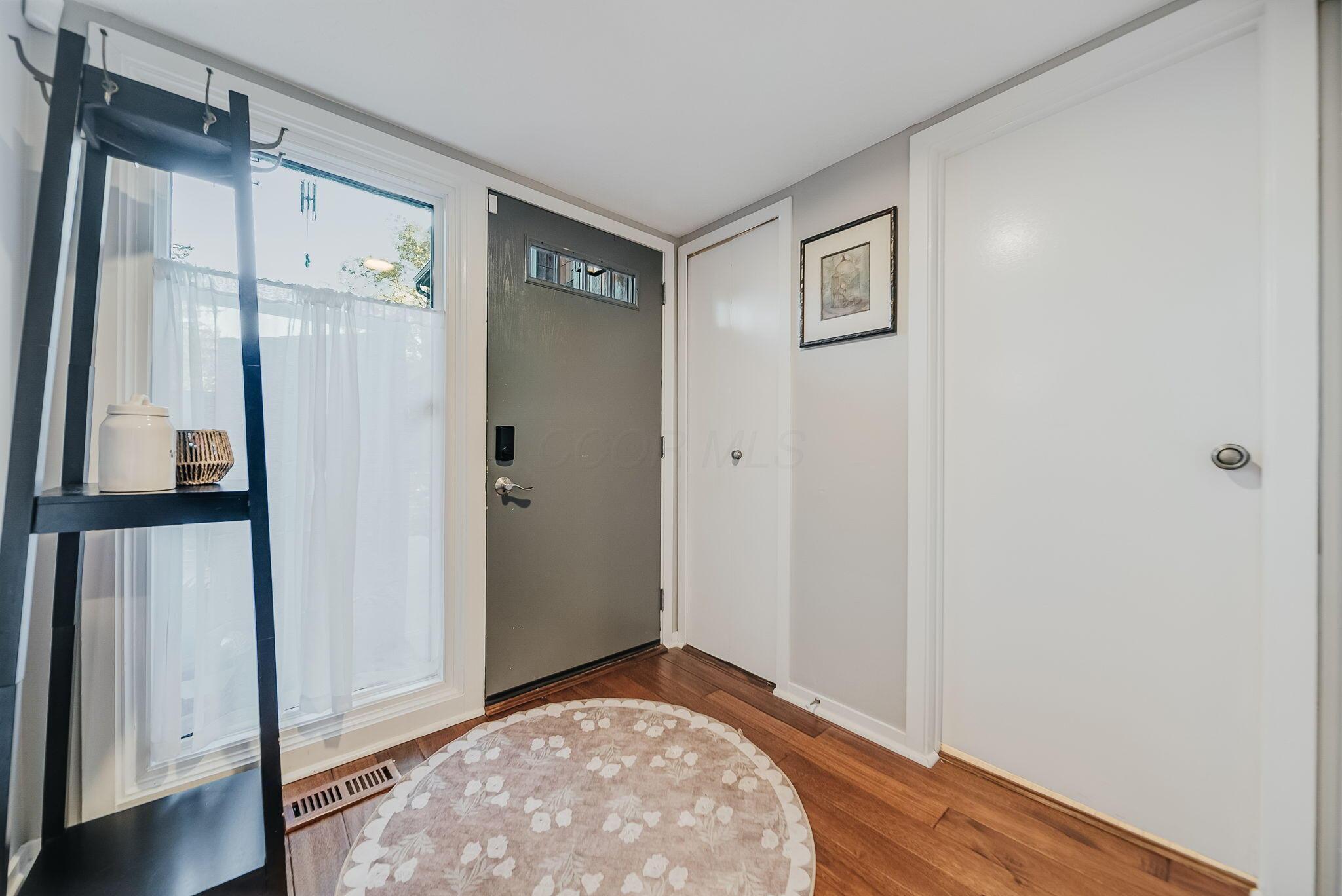 4880 Clearfork Lane, 2
