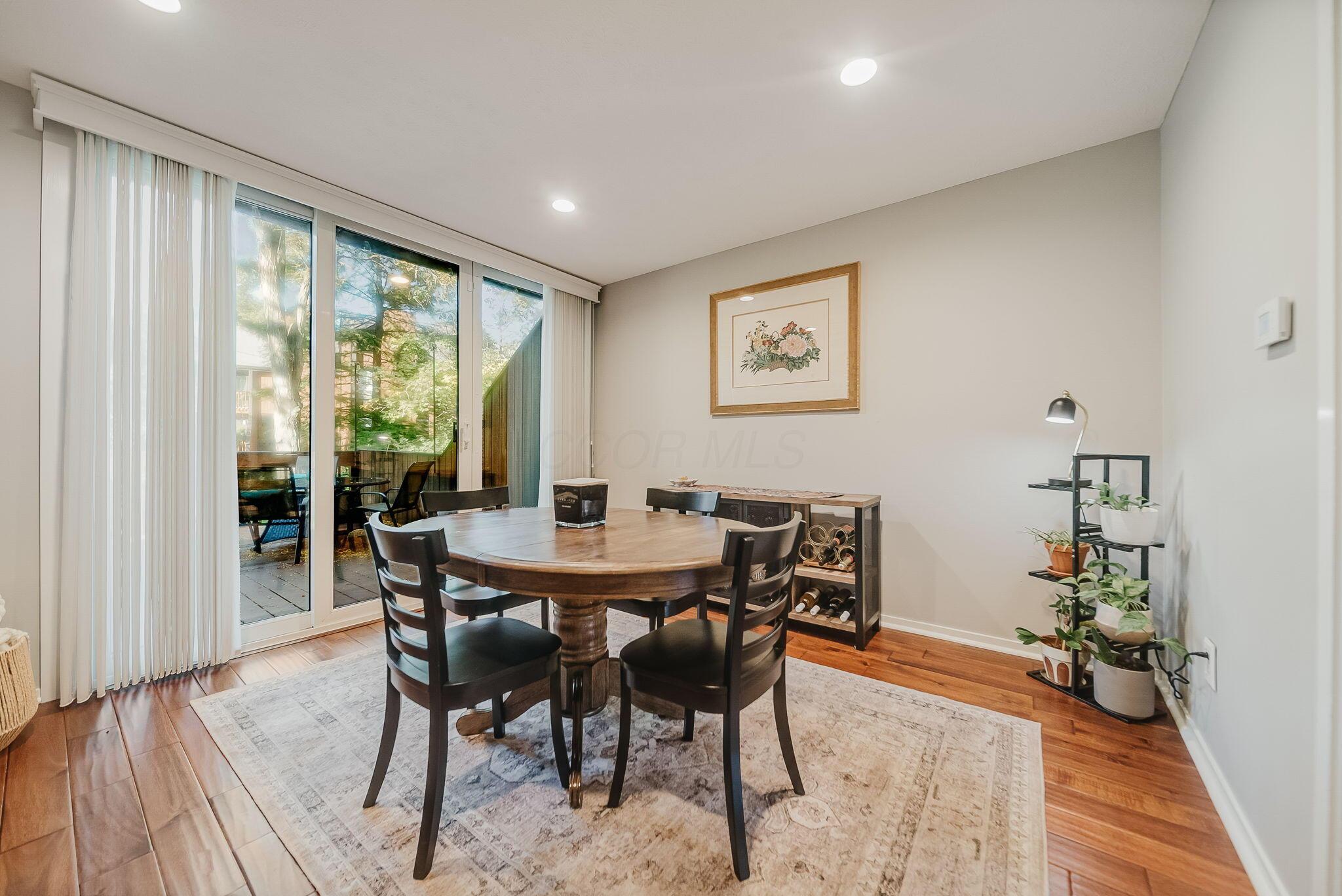 4880 Clearfork Lane, 2