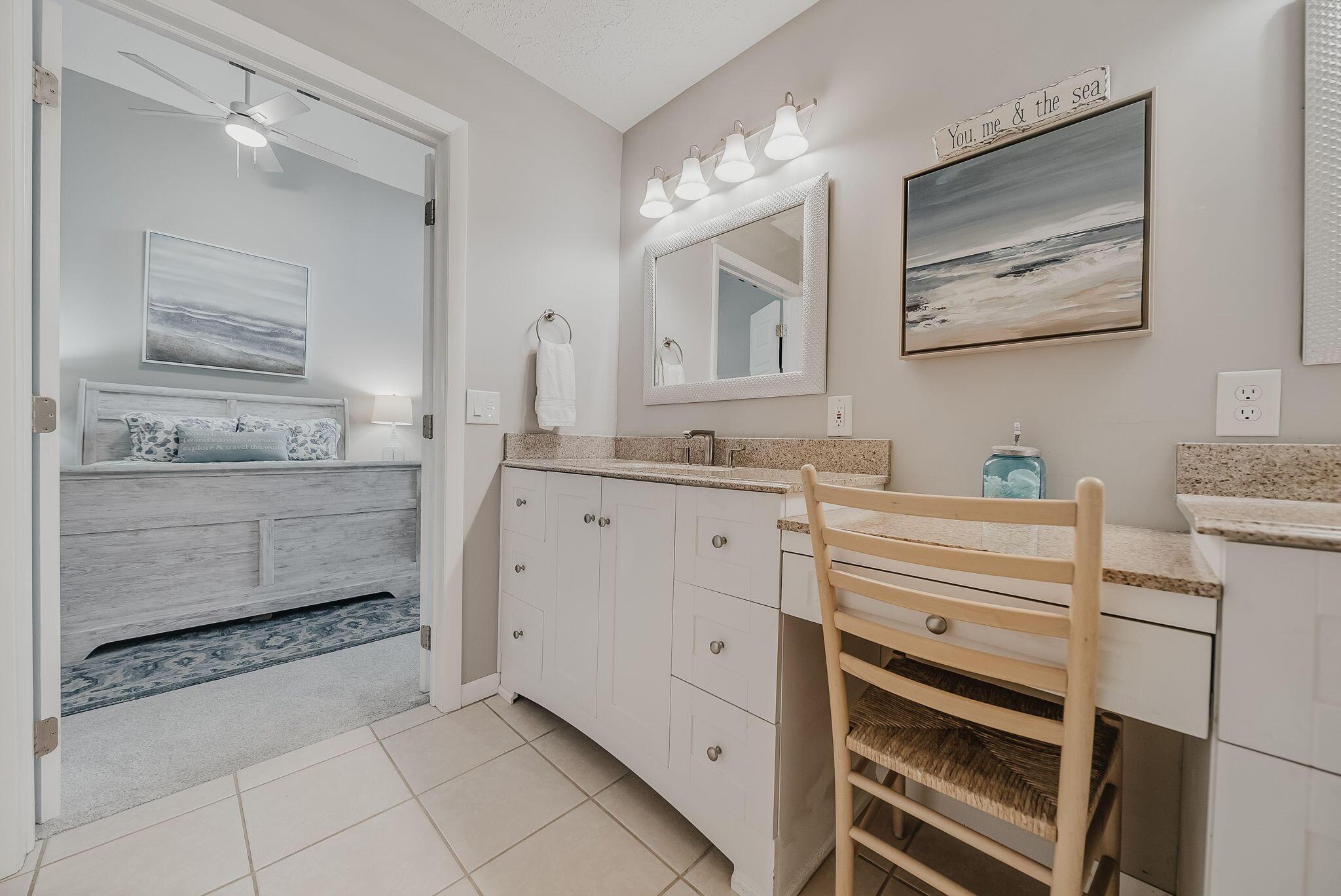 4880 Clearfork Lane, 2