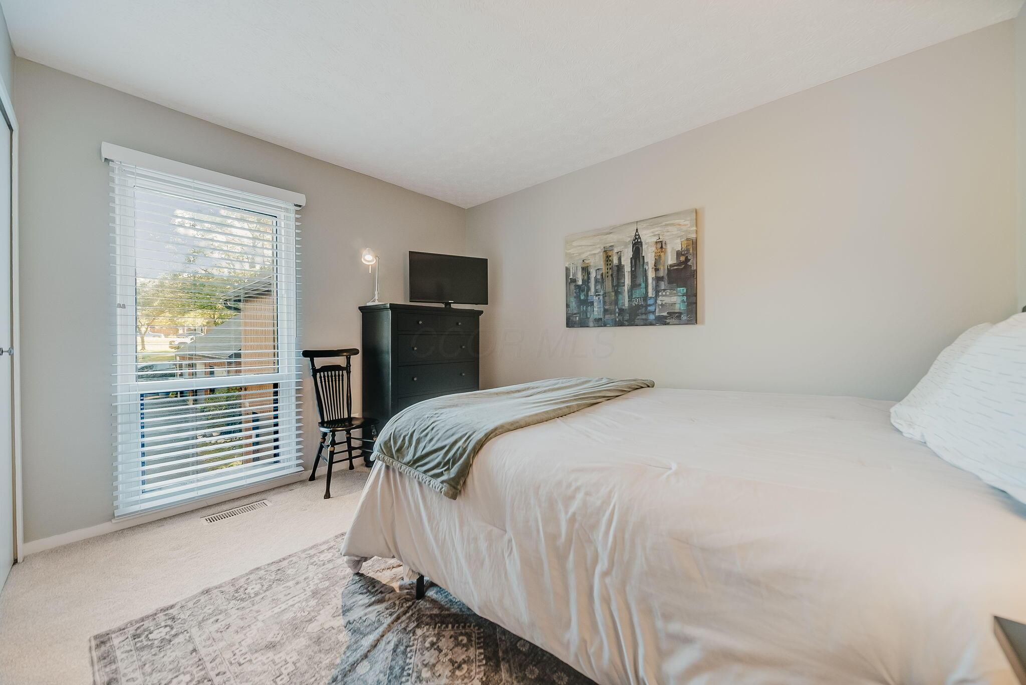 4880 Clearfork Lane, 2