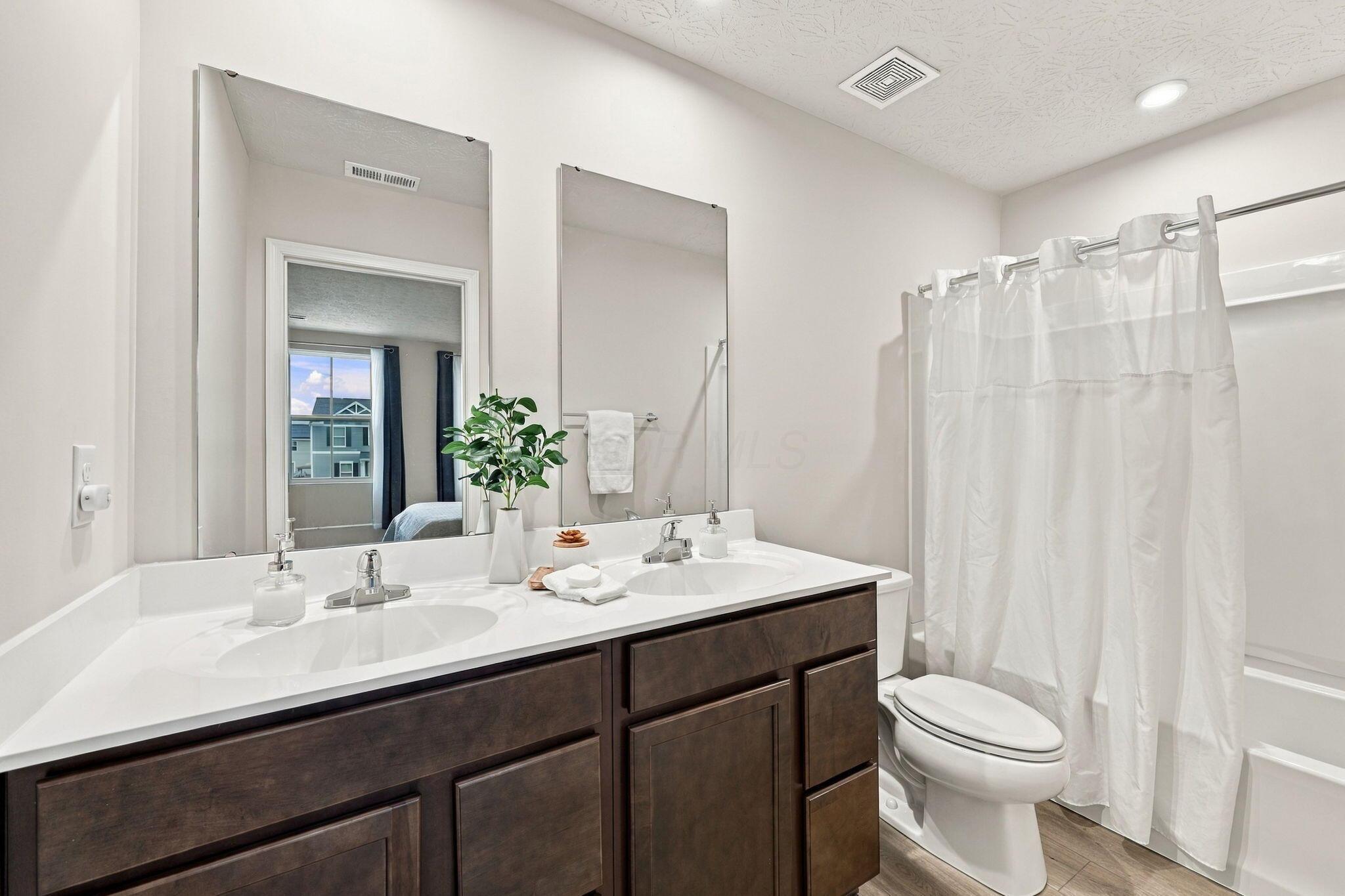 5009 Brooklet Way