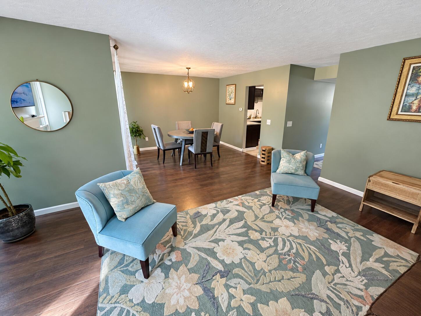 4997 Chuckleberry Lane, 7