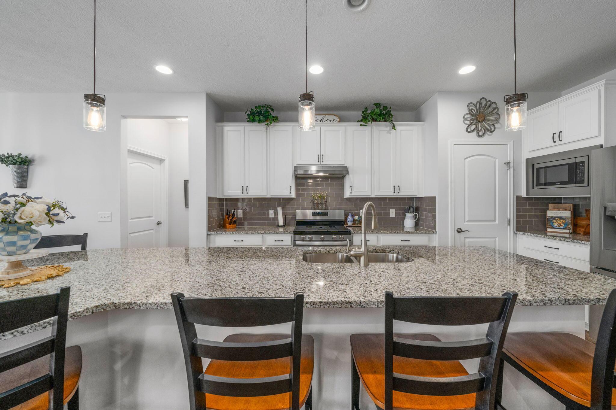 727 Fescue Road