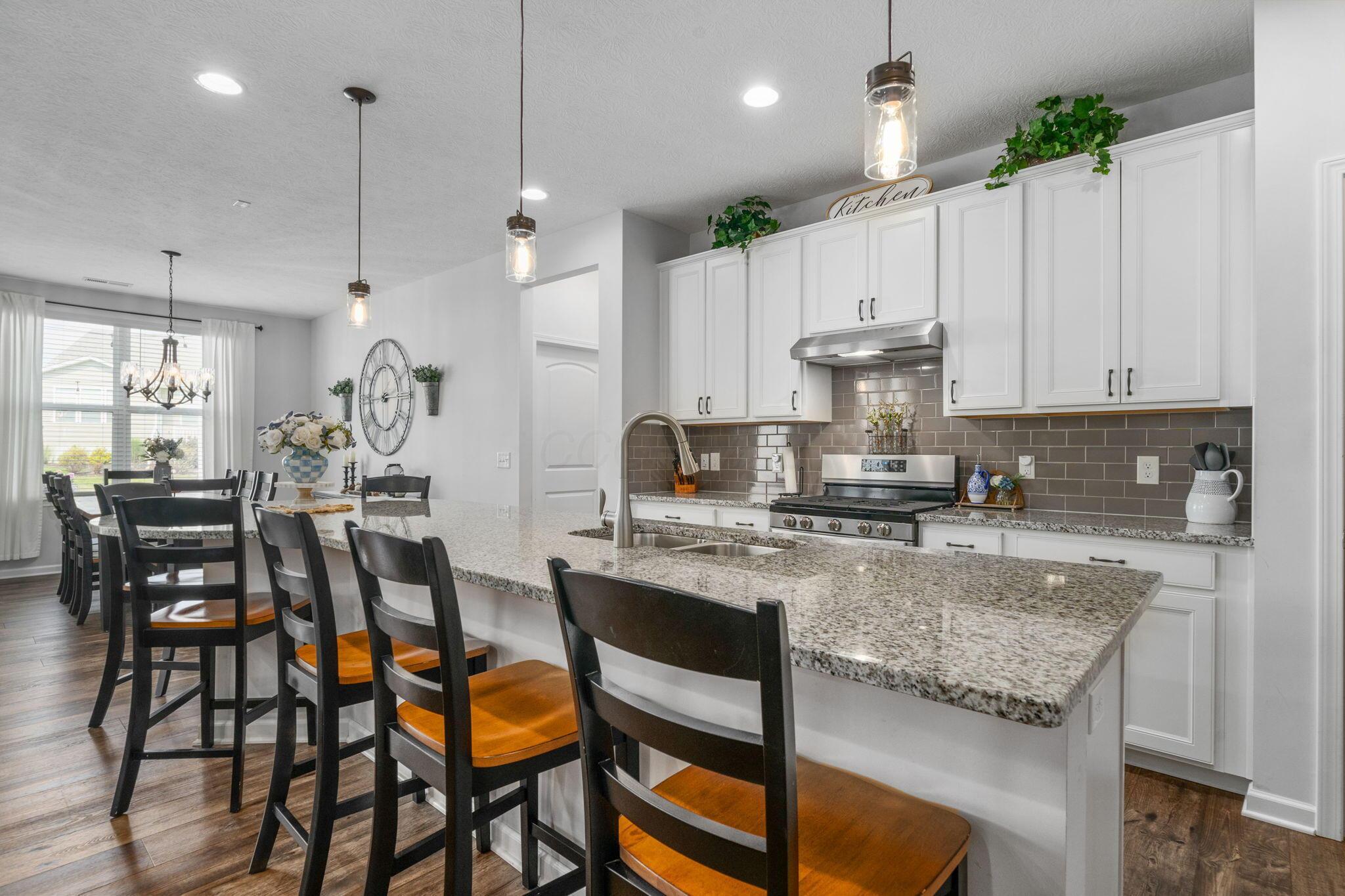 727 Fescue Road