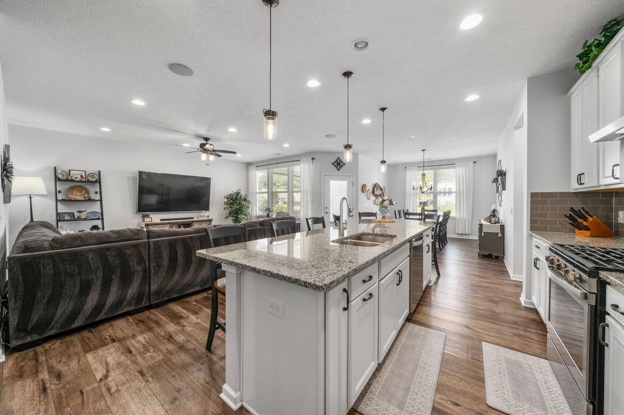 727 Fescue Road