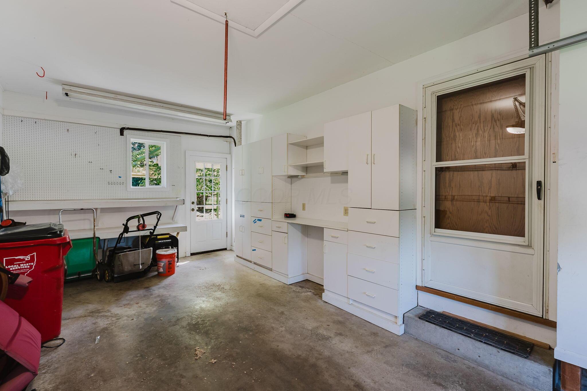439 Granville Square