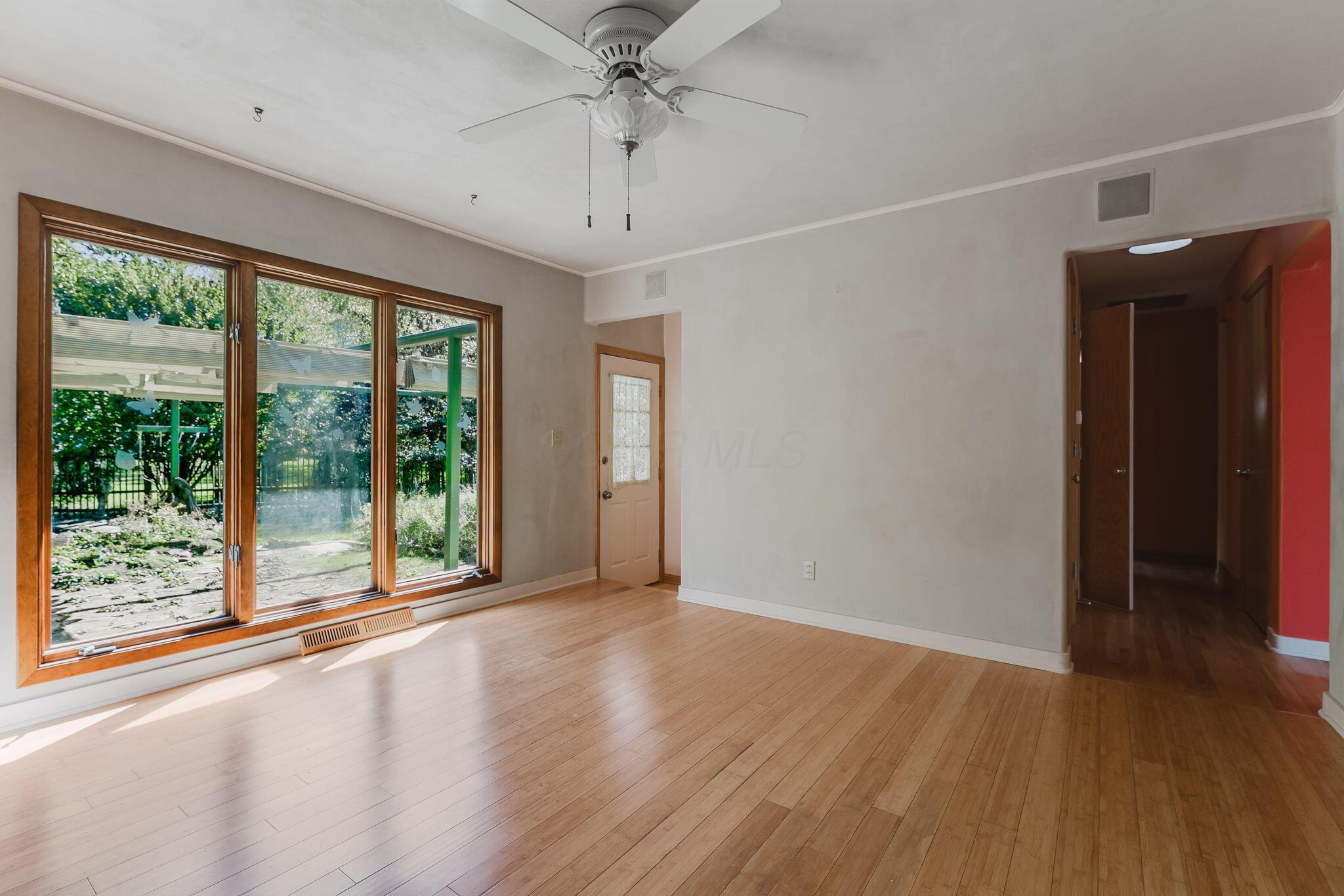 439 Granville Square