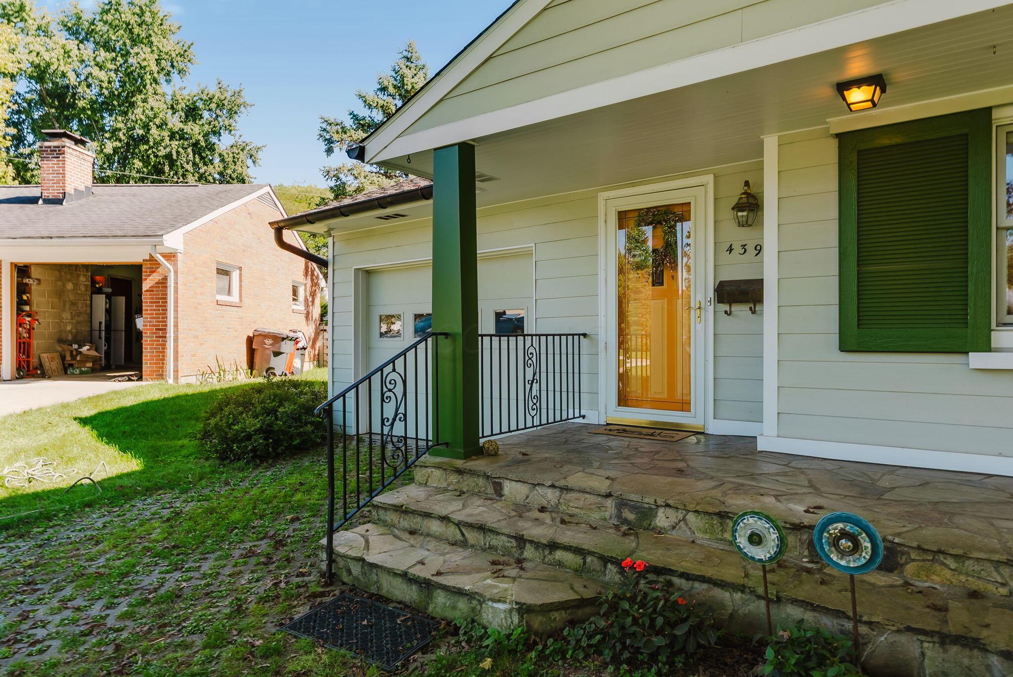 439 Granville Square