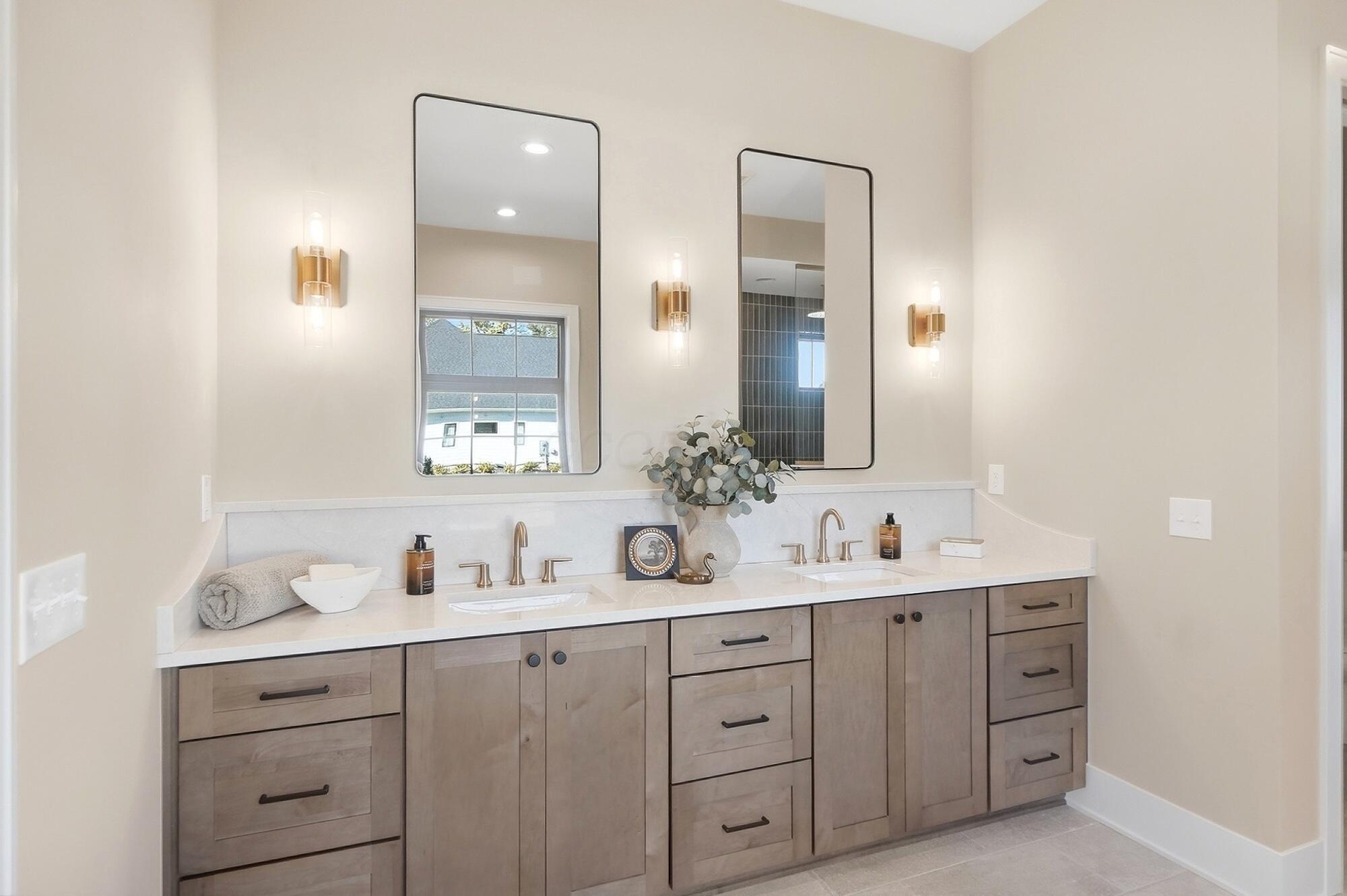 6571 Scioto Bluff Court