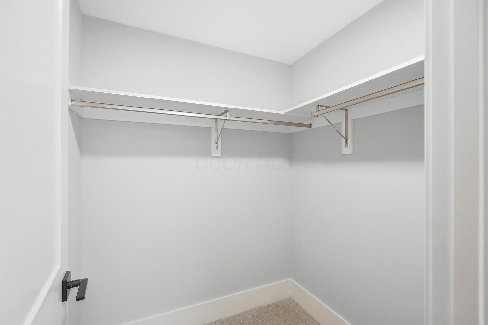 6571 Scioto Bluff Court