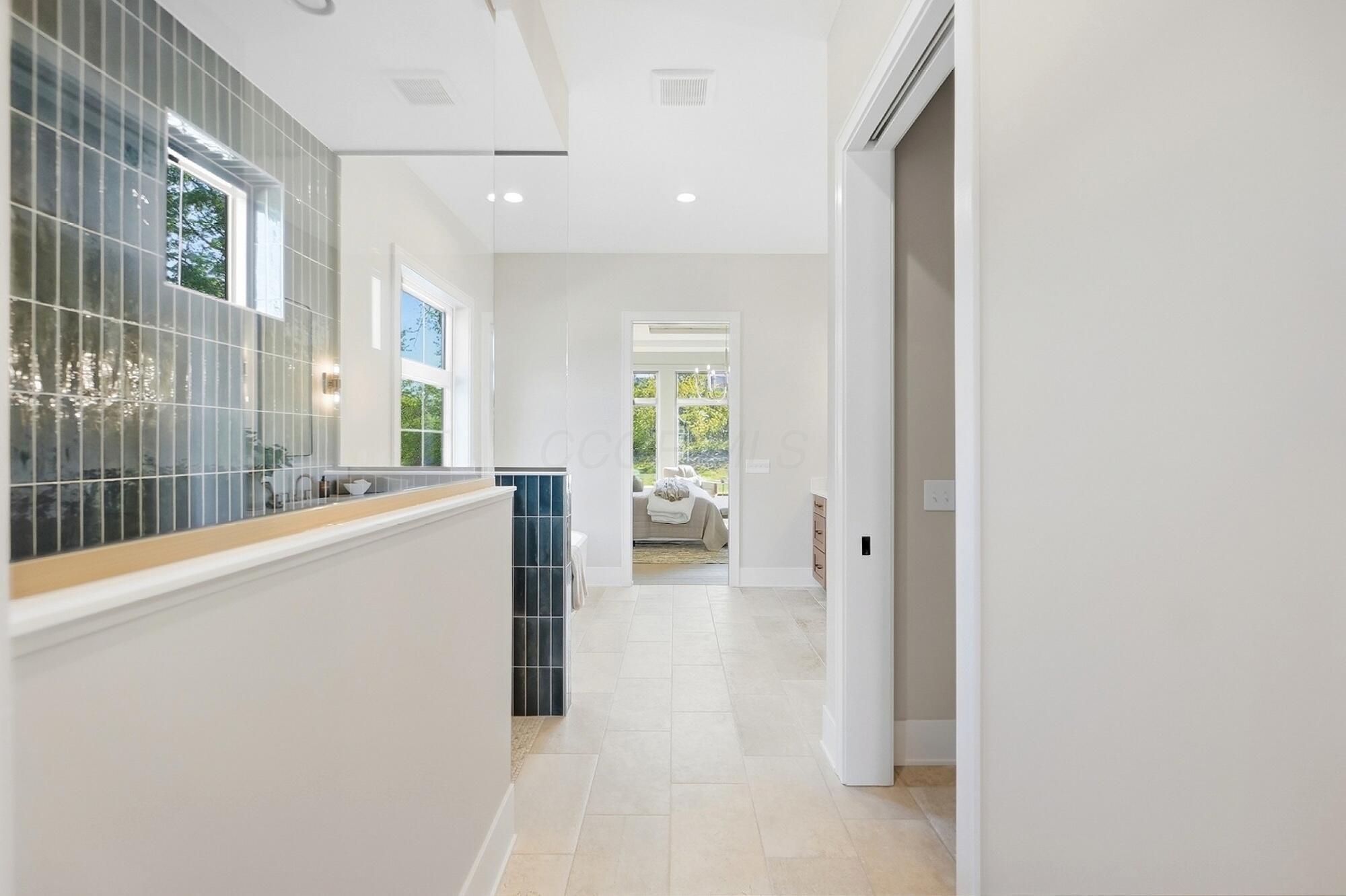 6571 Scioto Bluff Court