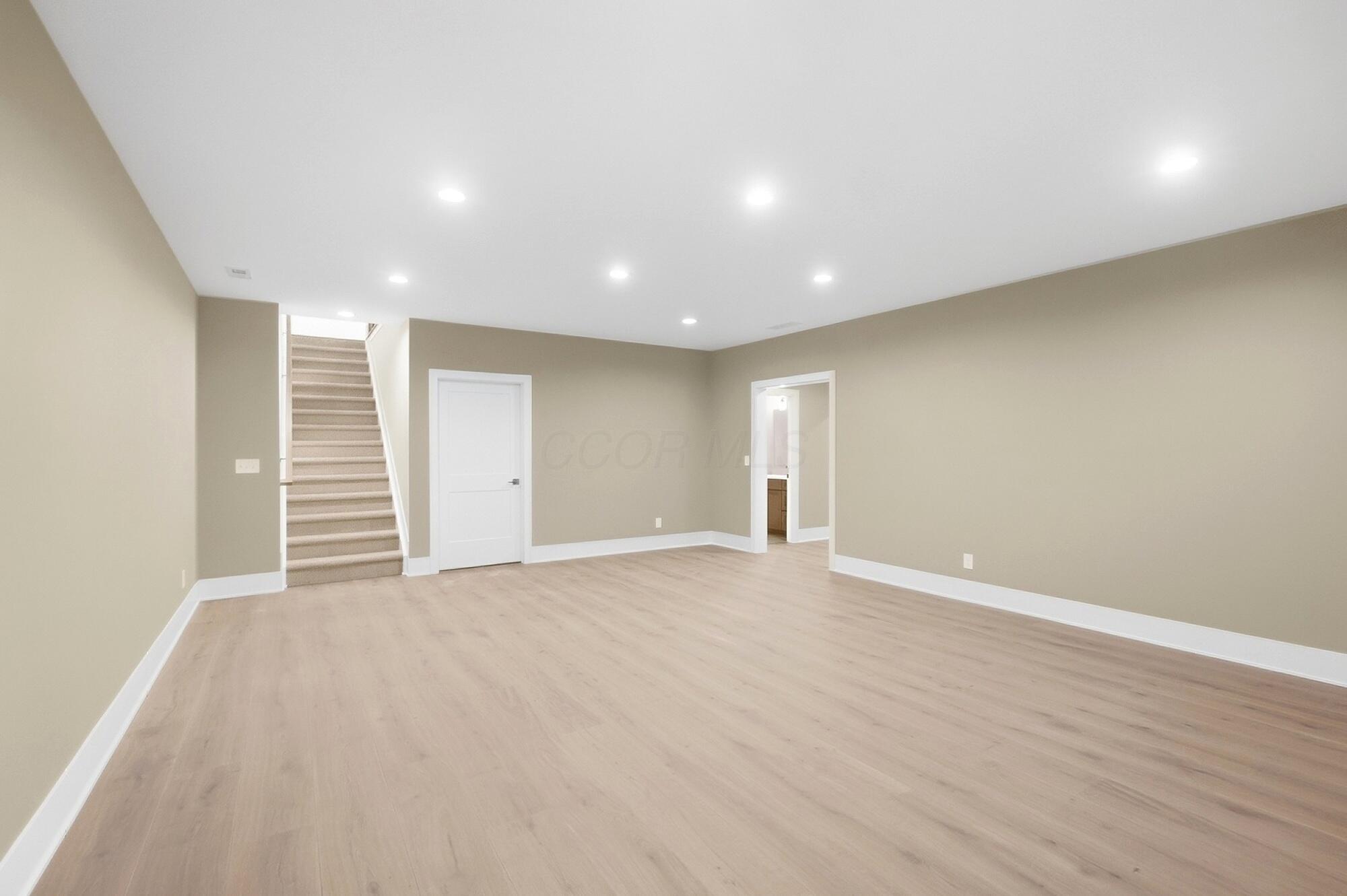 6571 Scioto Bluff Court