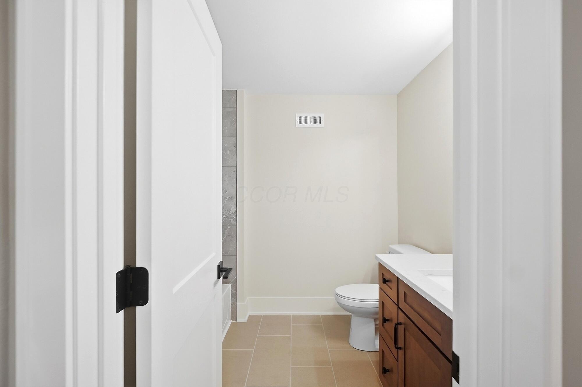 6571 Scioto Bluff Court