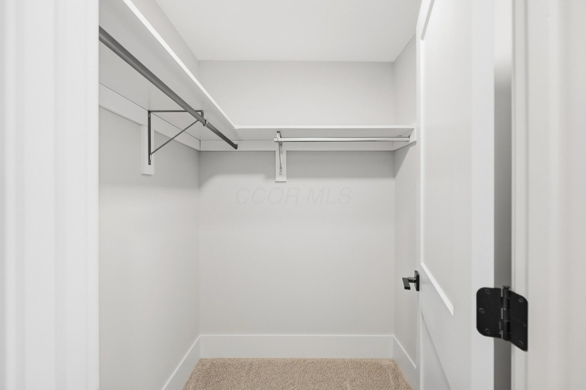 6571 Scioto Bluff Court