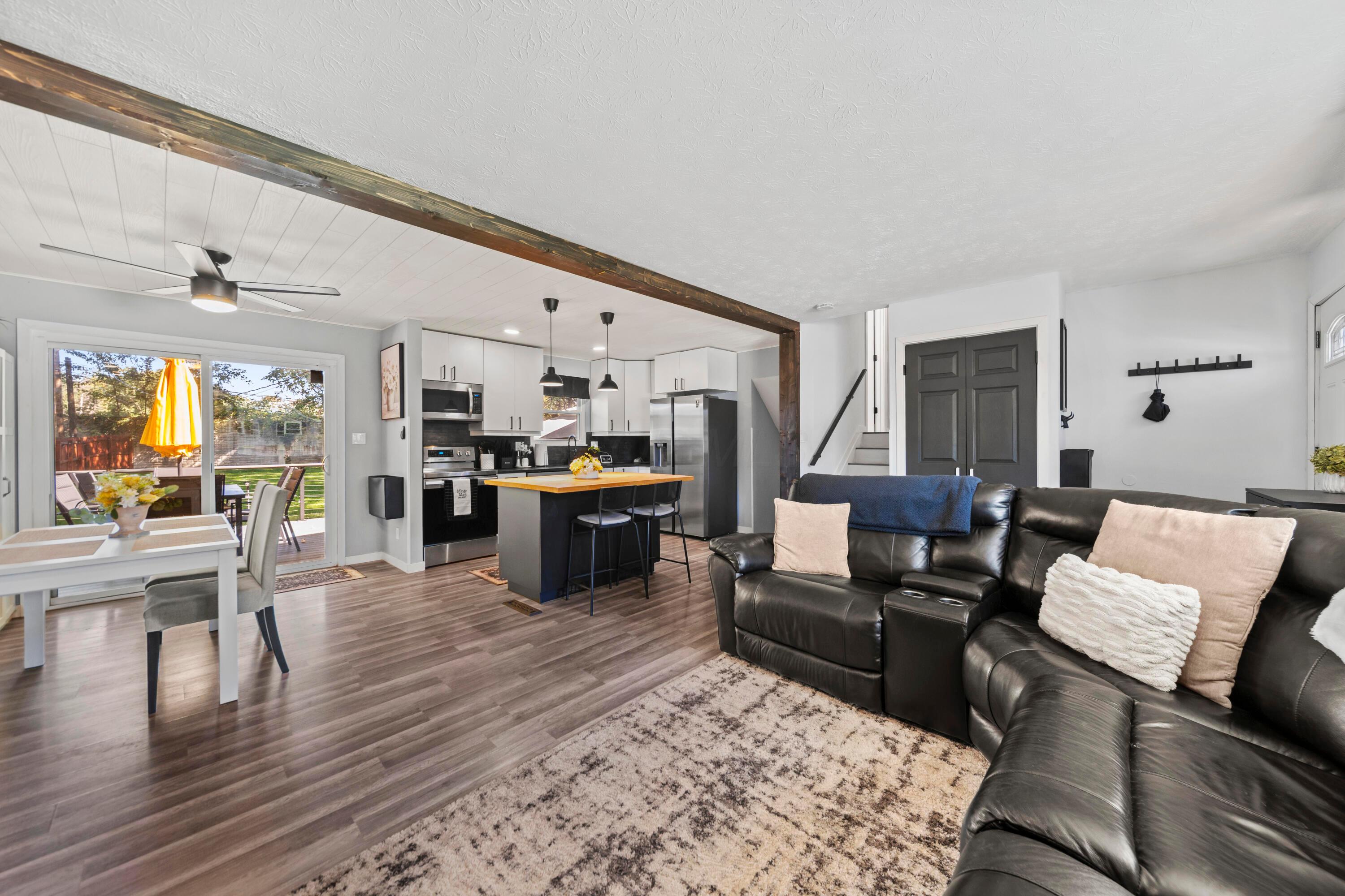 3594 Carthage Court